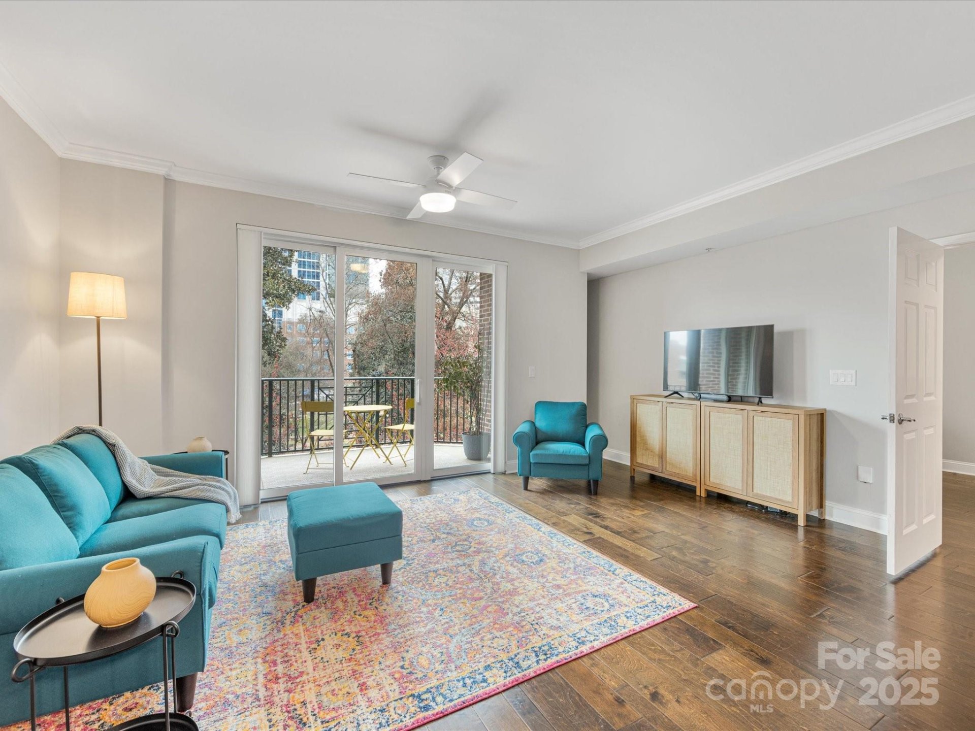 Property image 5 at 300 W 5th Street, Charlotte, NC 28202