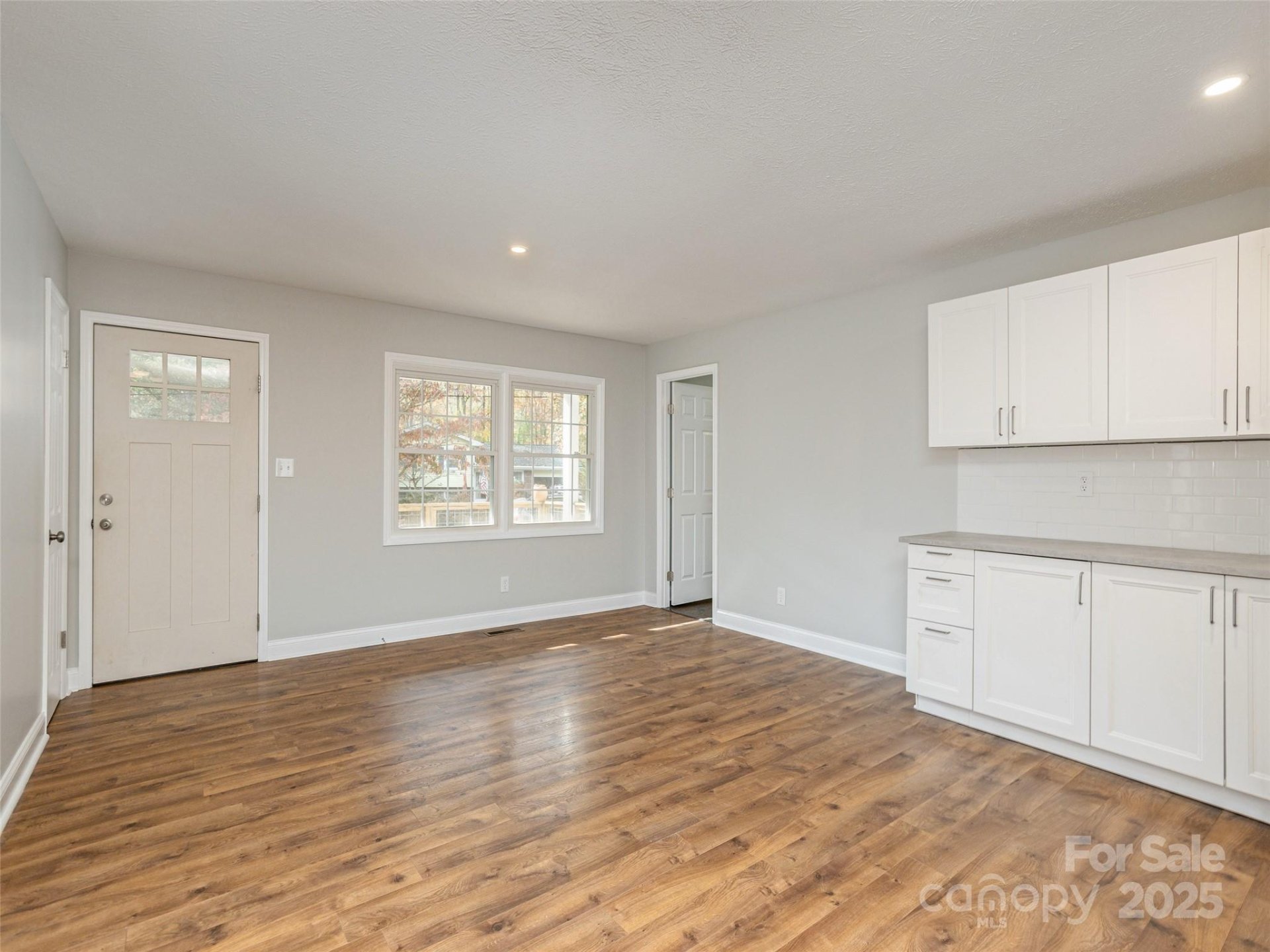 Property image 3 at 21 Clement Drive, Asheville, NC 28805