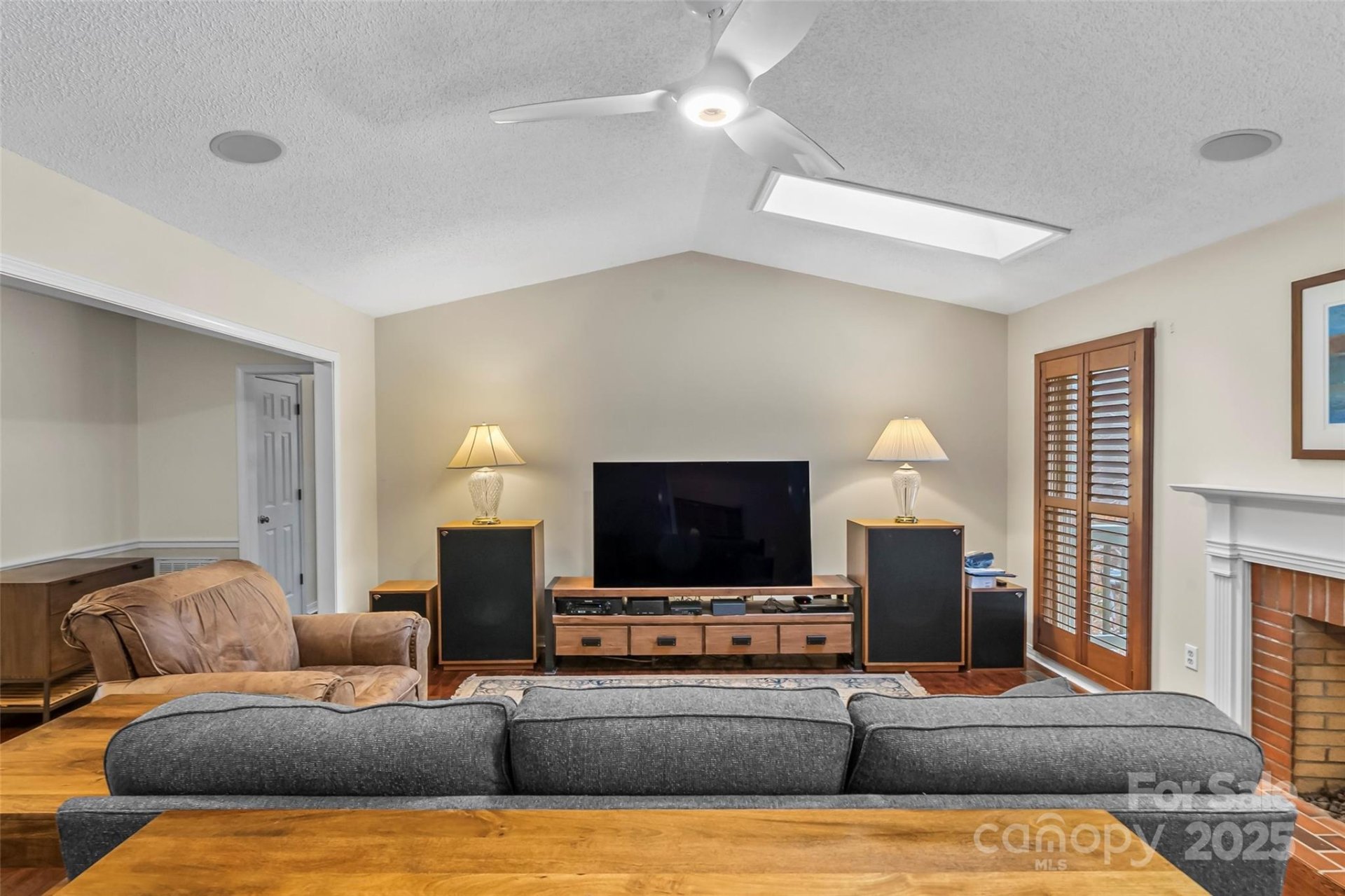 Property image 5 at 29 W Black Oak Drive, Asheville, NC 28804