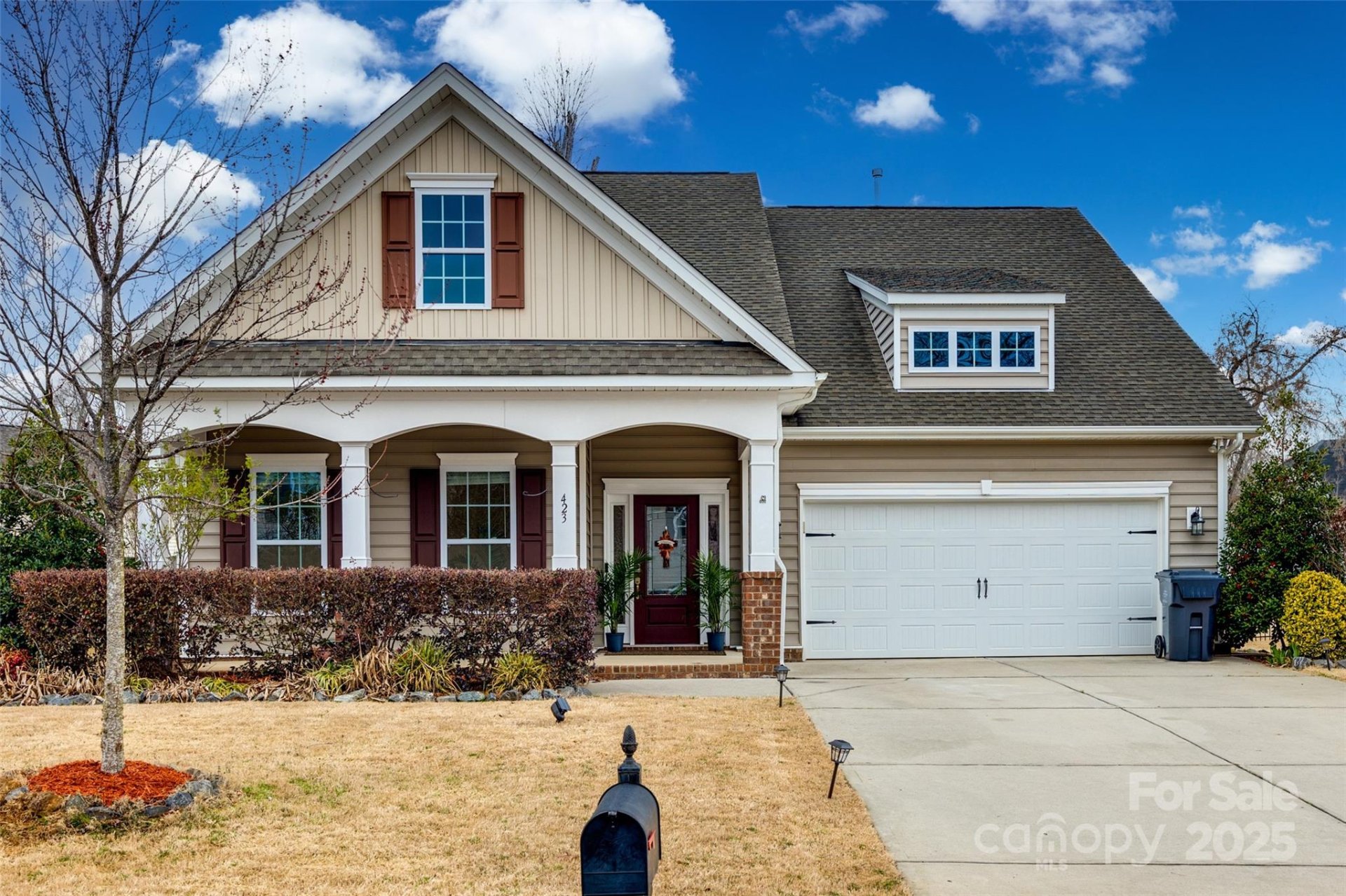 423 Castlebury Court