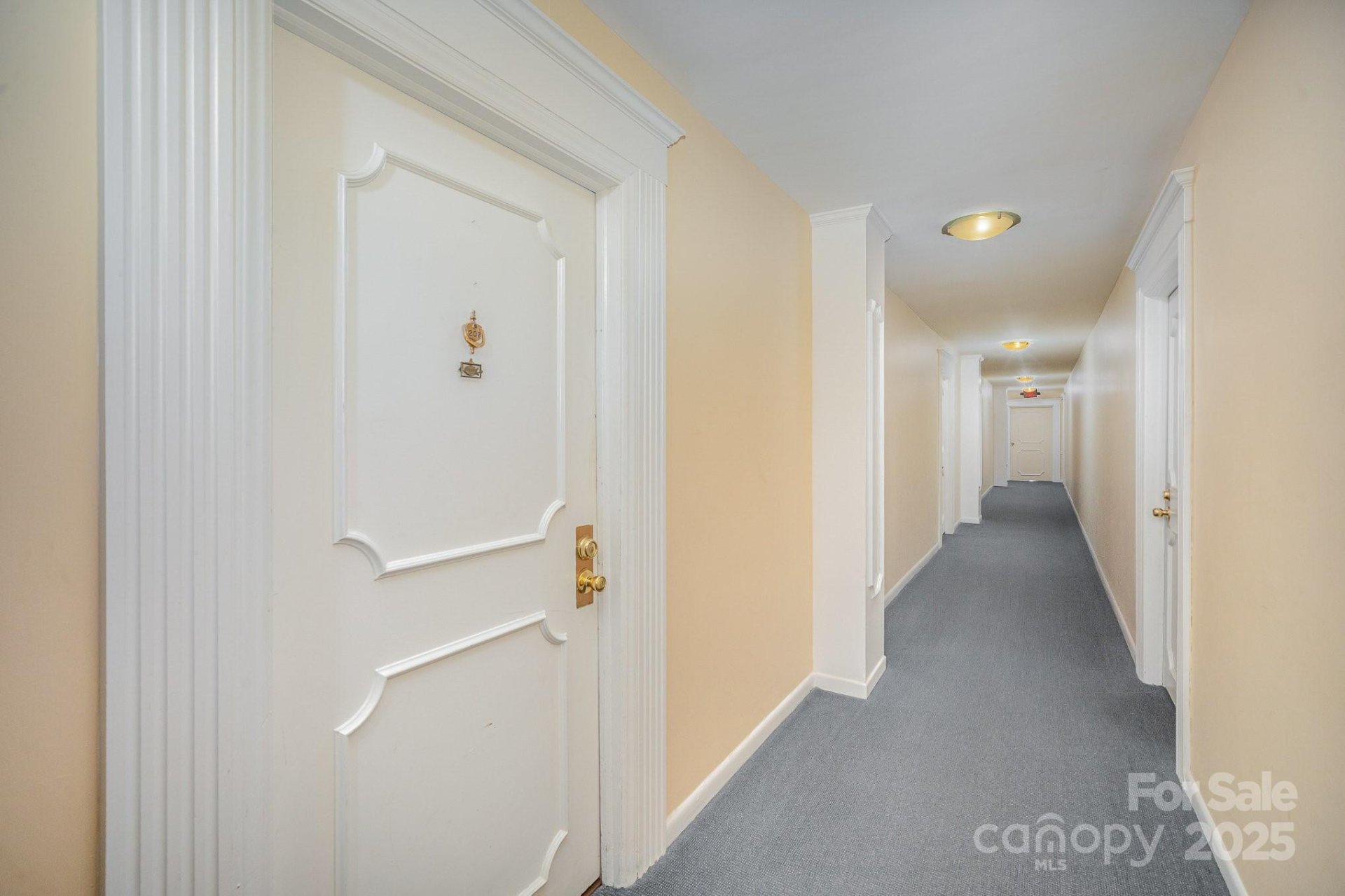 Property image 4 at 1323 Queens Road, Charlotte, NC 28207