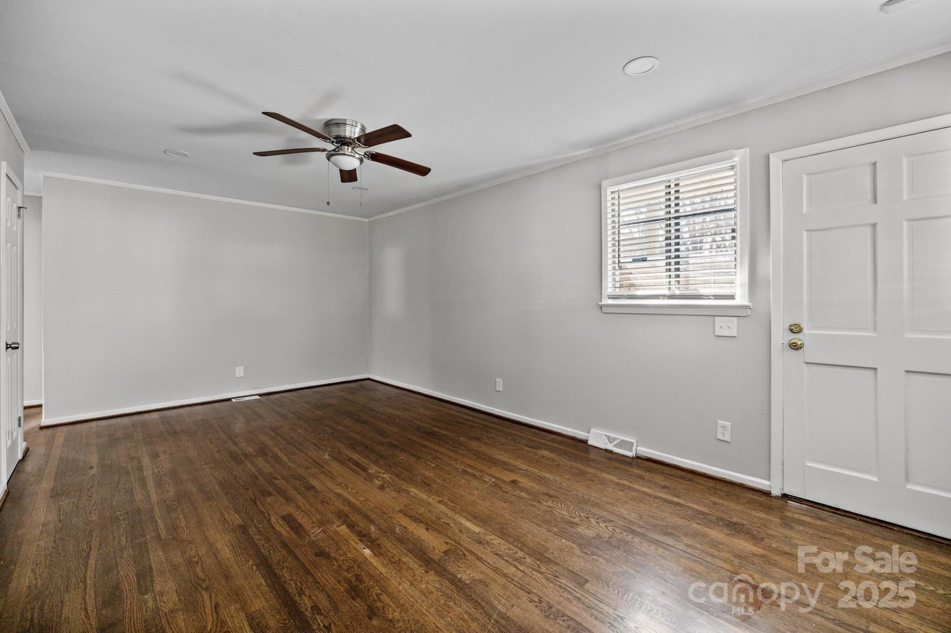 Property image 4 at 3120 Minnesota Road, Charlotte, NC 28208