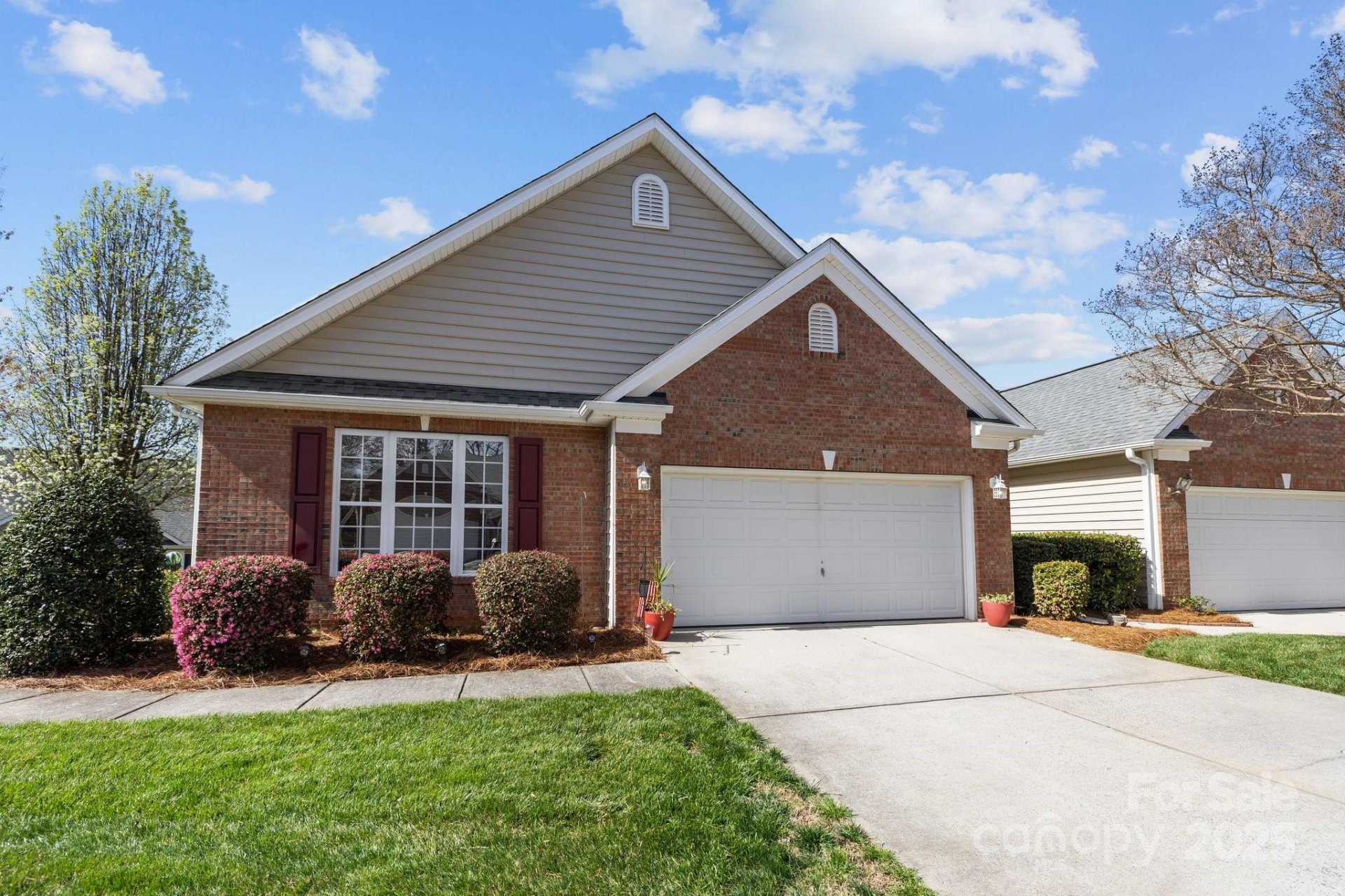 1668 Onyx Ridge