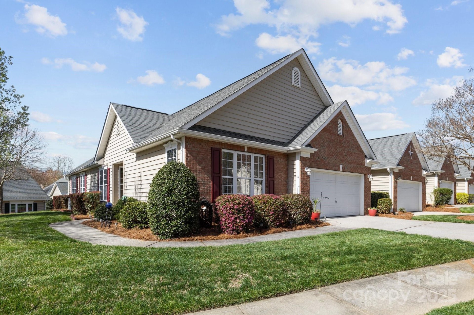 Property image 2 at 1668 Onyx Ridge, Fort Mill, SC 29708