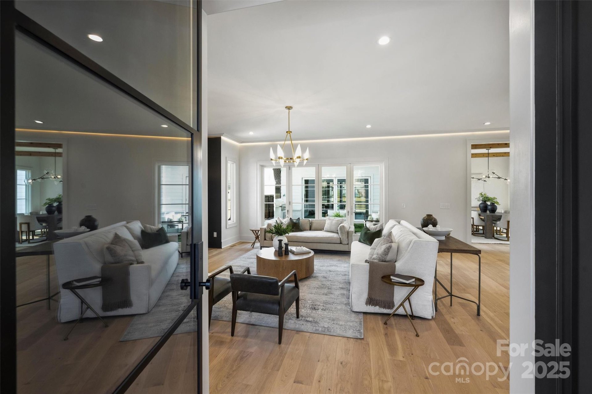 Property image 2 at 2325 Winthrop Avenue, Charlotte, NC 28203