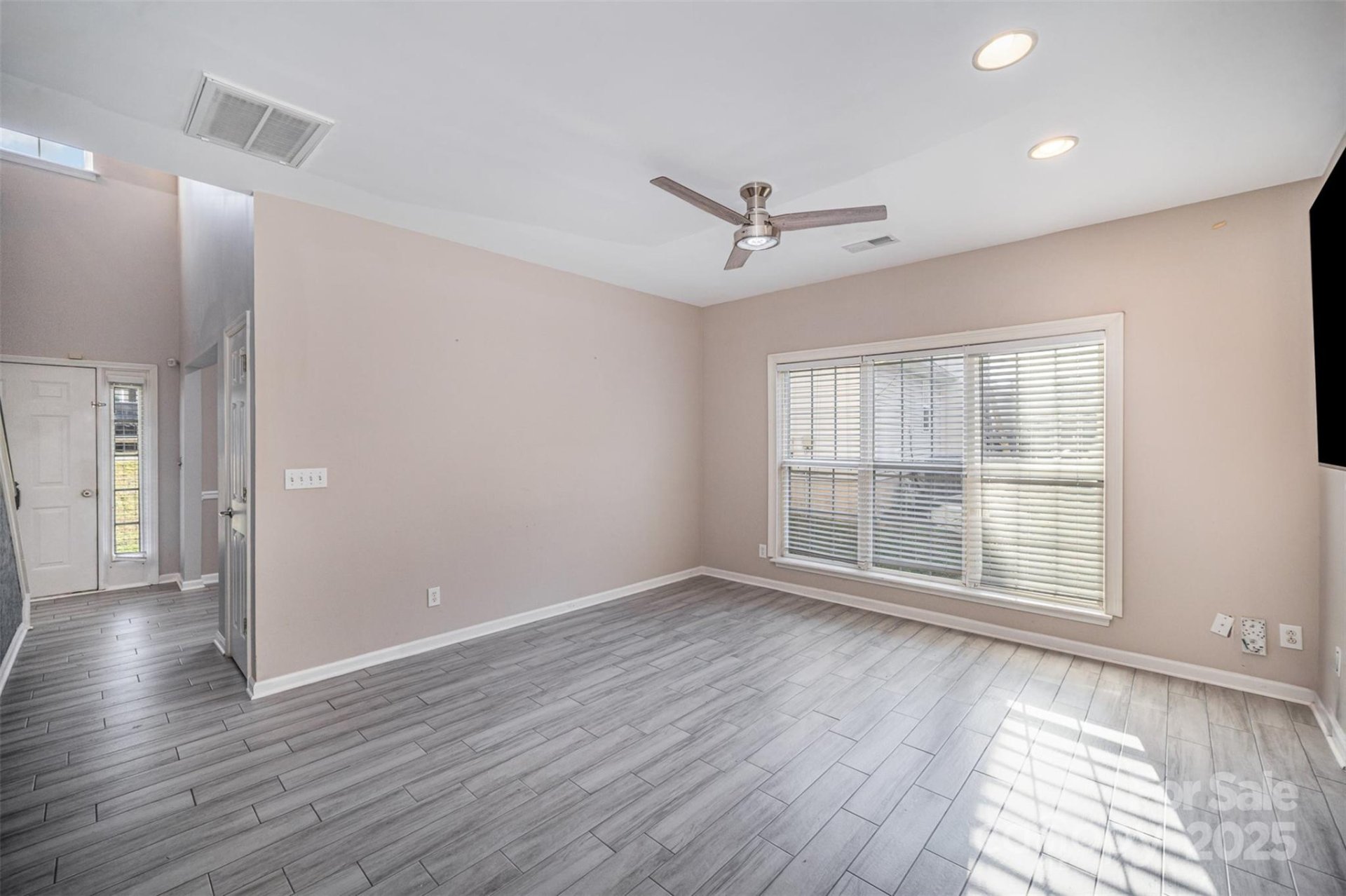 Property image 5 at 341 Long Creek Parkway, Charlotte, NC 28214