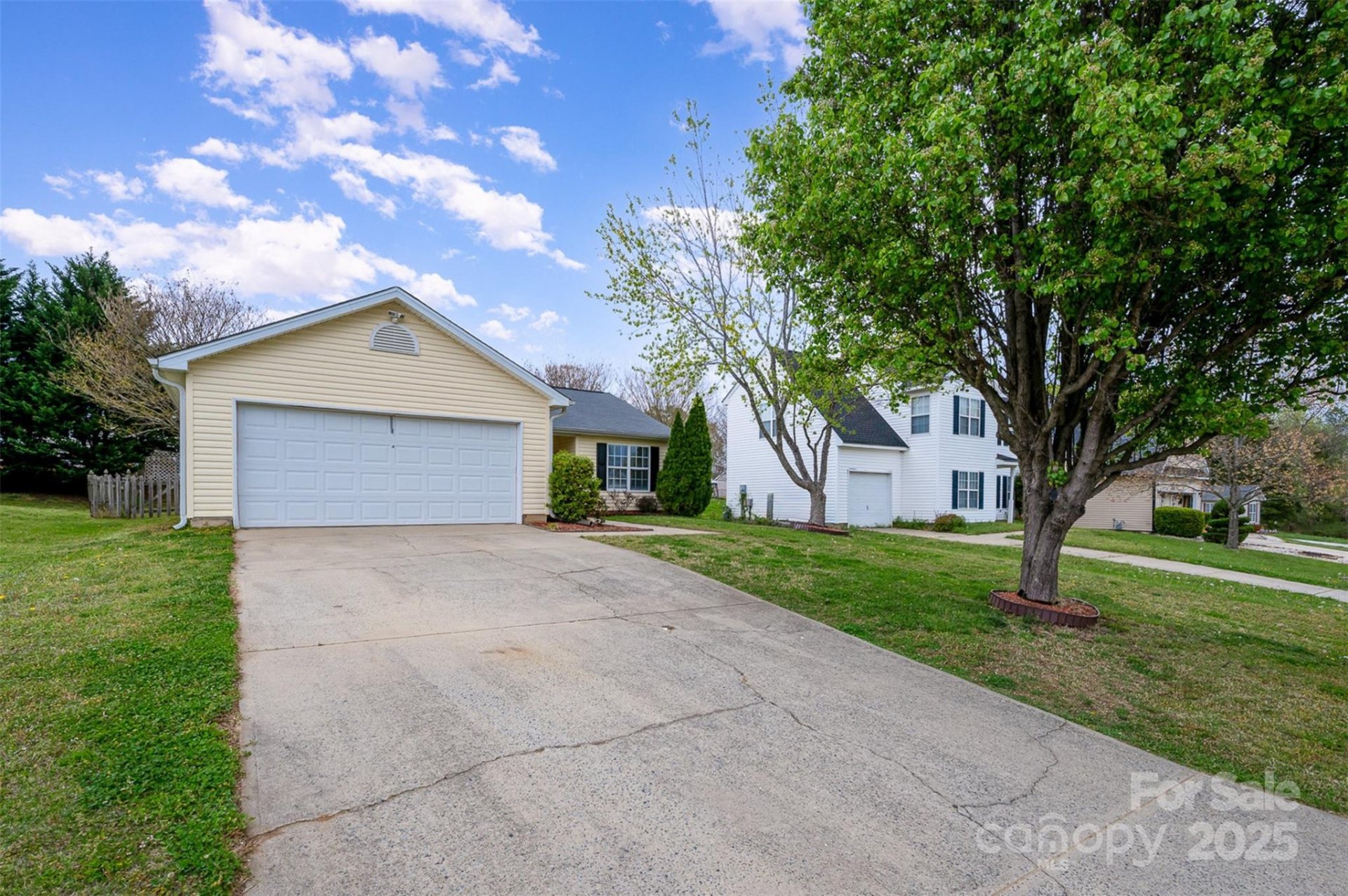 Property image 2 at 10130 Illoria Drive, Charlotte, NC 28273