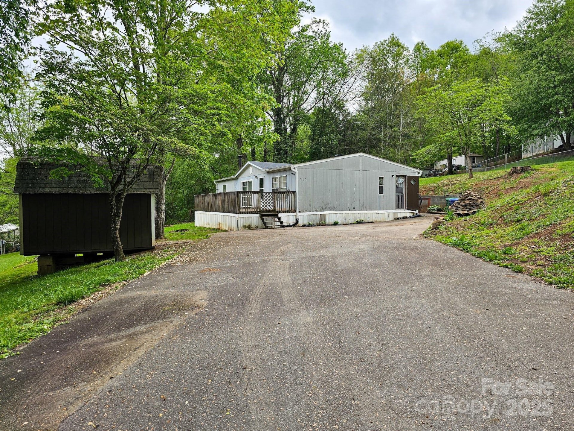 125 Ridgedale Road
