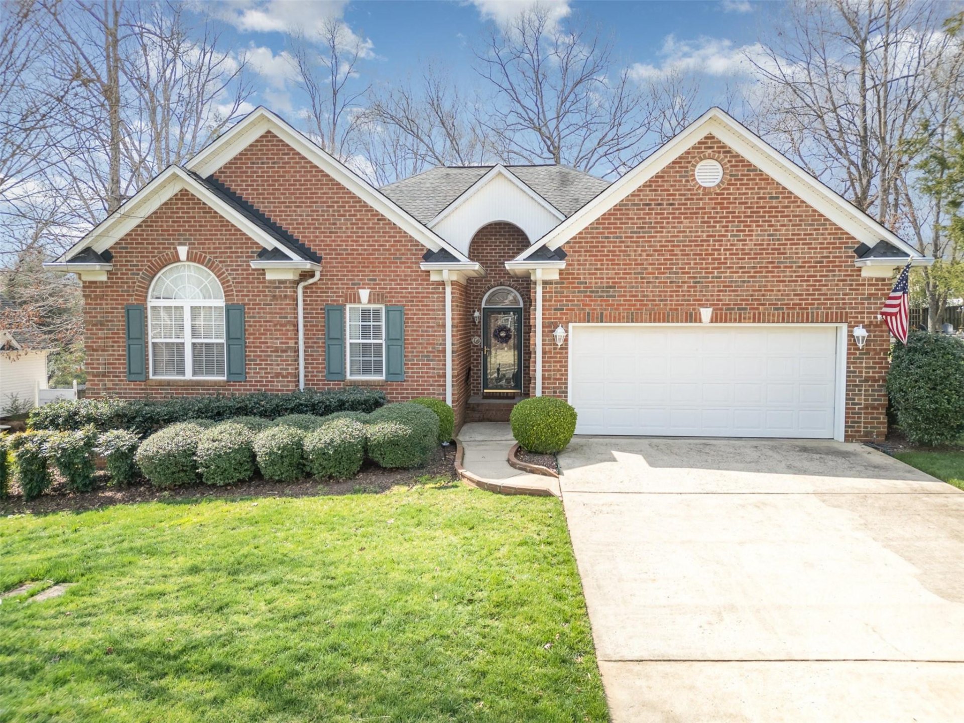 2713 Firethorn Court