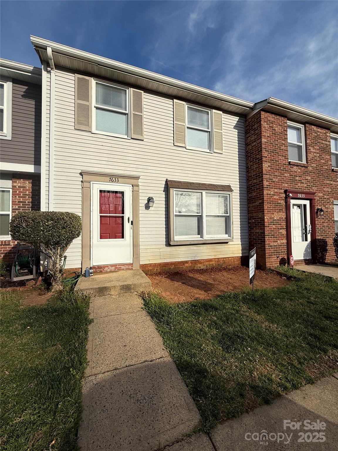 Property image 1 at 7633 Holly Grove Court, Charlotte, NC 28227