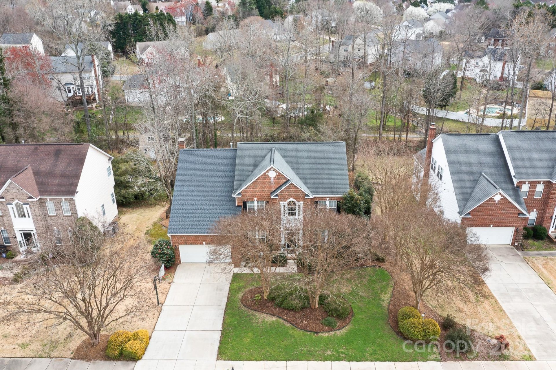 Property image 4 at 215 Whitegrove Drive, Fort Mill, SC 29715