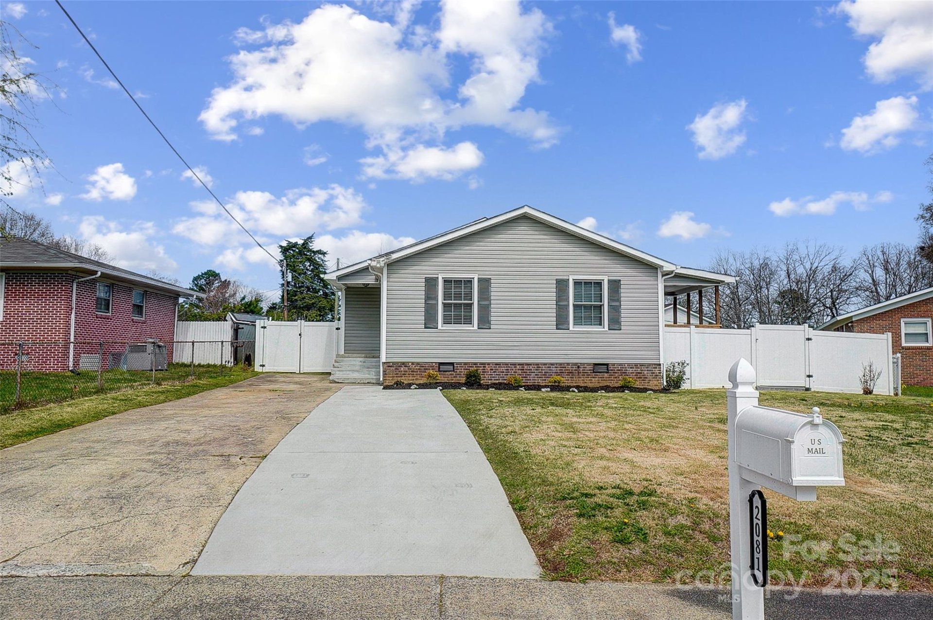 2081 Montclair Drive