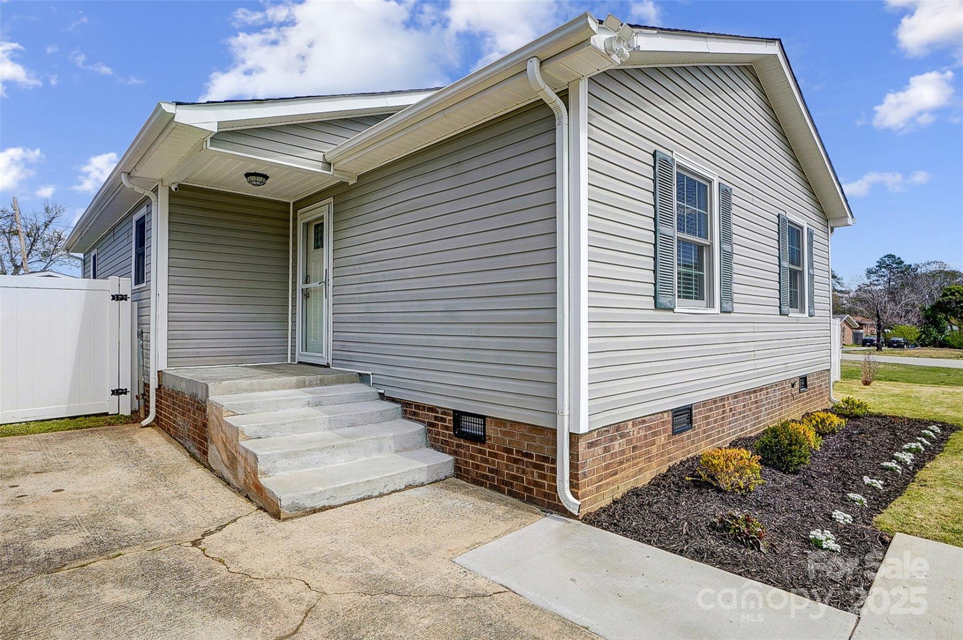 Property image 3 at 2081 Montclair Drive, Rock Hill, SC 29732