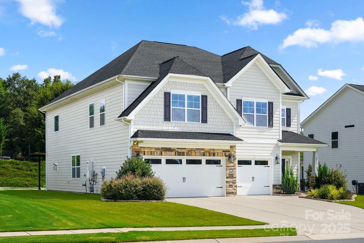 8310 Sandstone Crest Lane