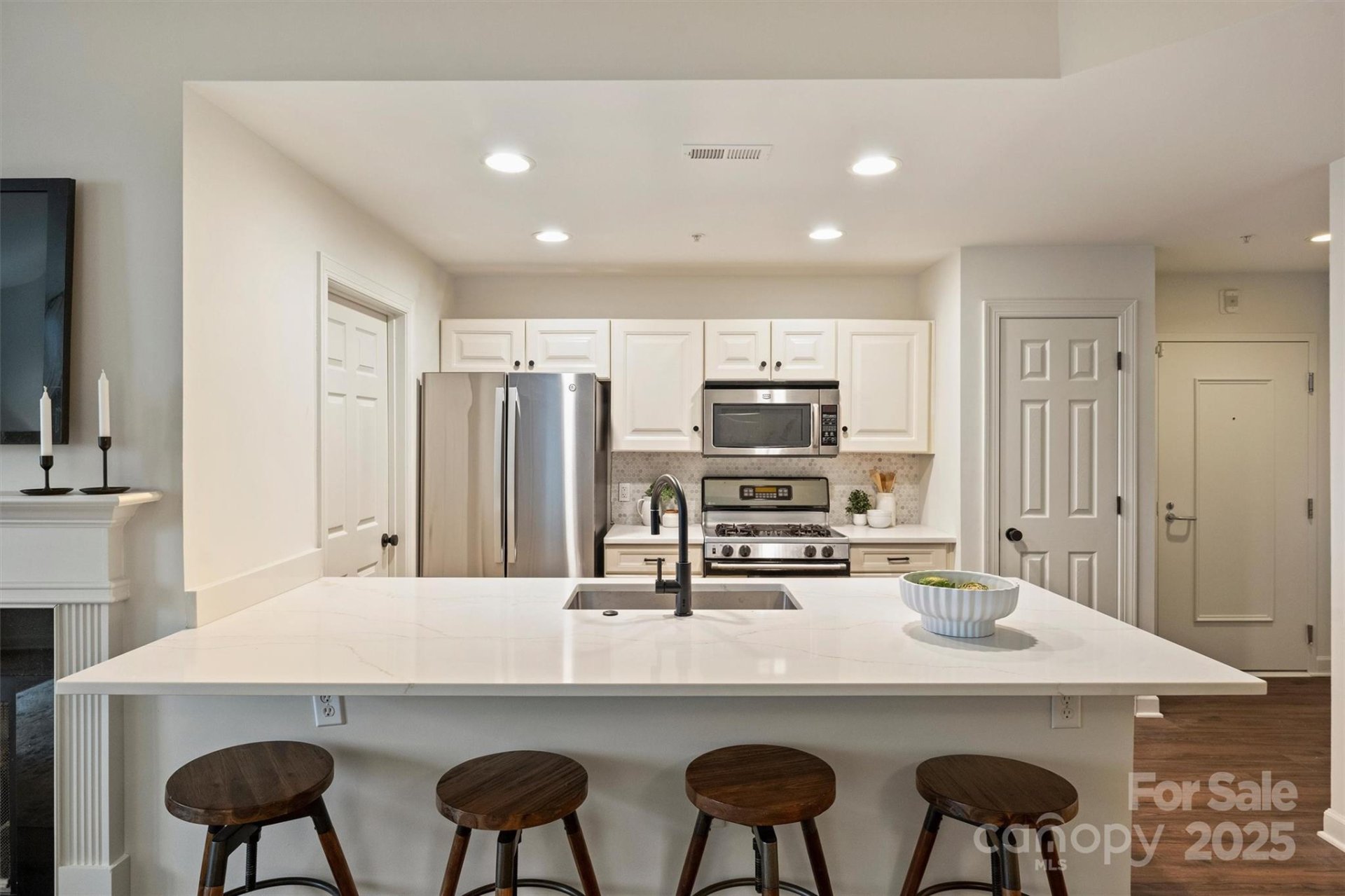 Property image 4 at 718 W Trade Street, Charlotte, NC 28202