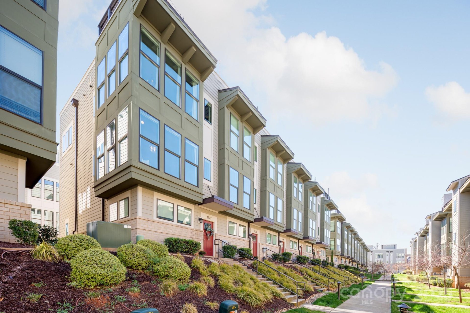 Property image 1 at 1727 Cannon View Lane, Charlotte, NC 28208