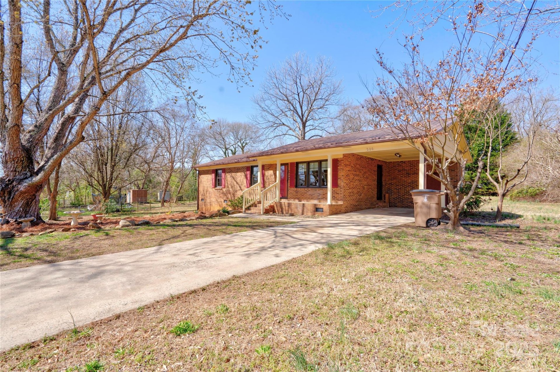 200 South Fork Drive