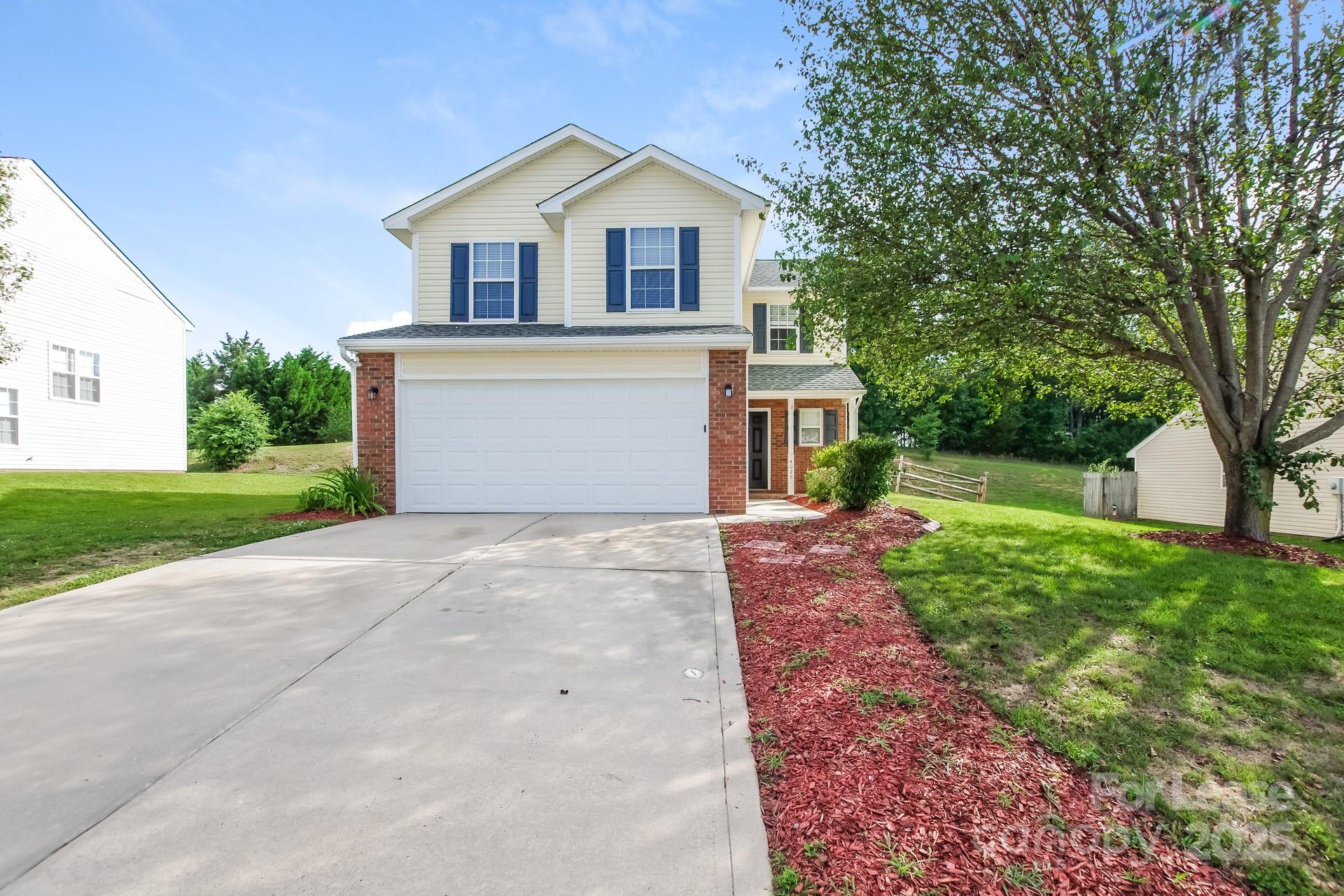 Property image 1 at 4025 Cedarbark Drive, Matthews, NC 28105