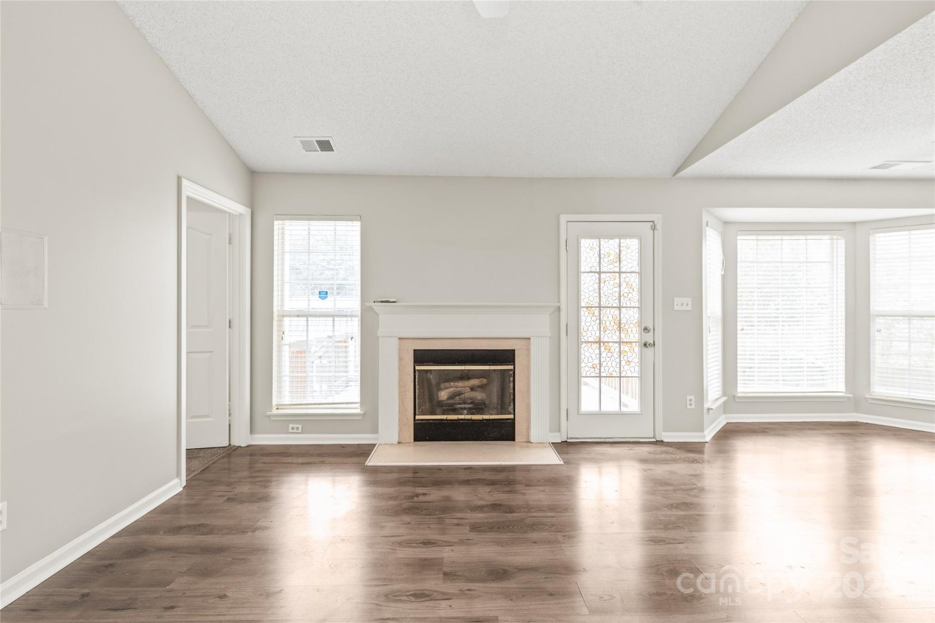 Property image 4 at 11404 Larix Drive, Charlotte, NC 28273