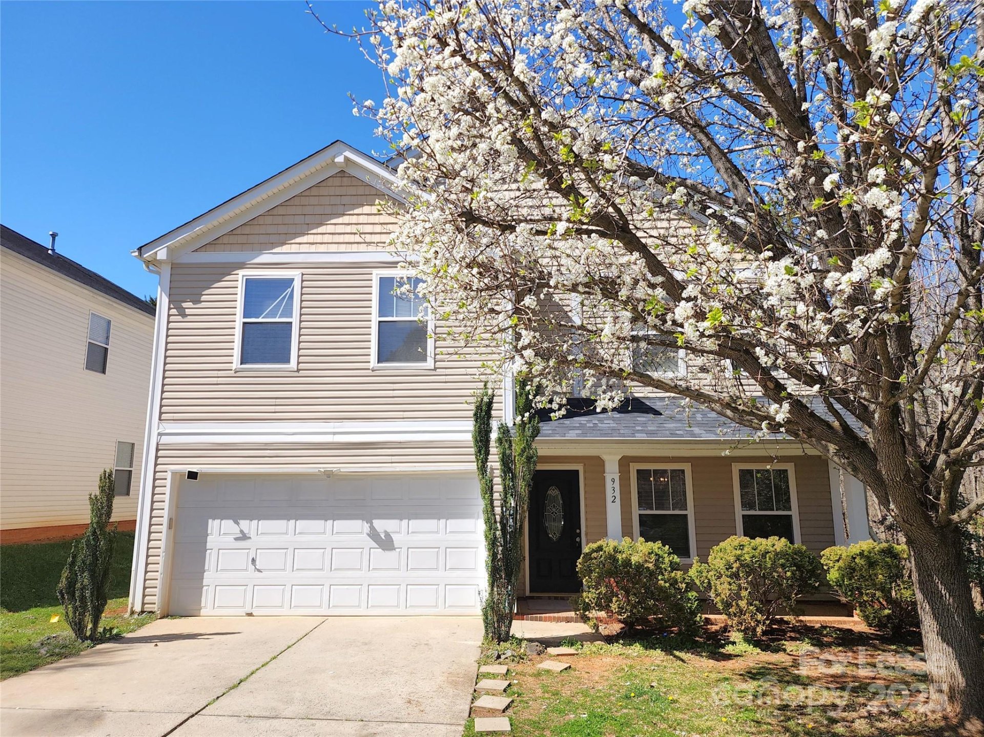 Property image 1 at 932 Garrison Road, Charlotte, NC 28262