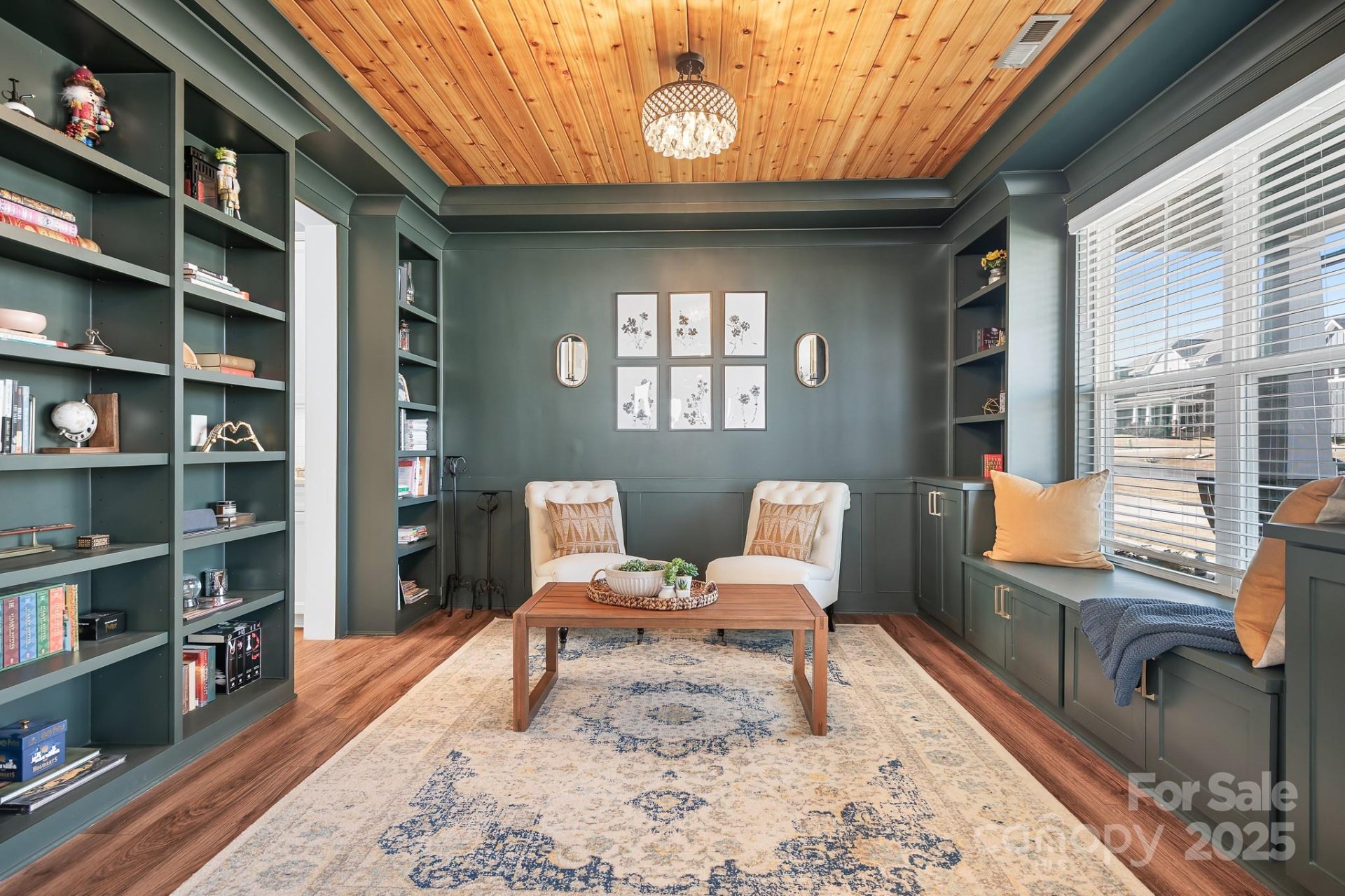 Property image 1 at 835 Yucatan Drive, Waxhaw, NC 28173