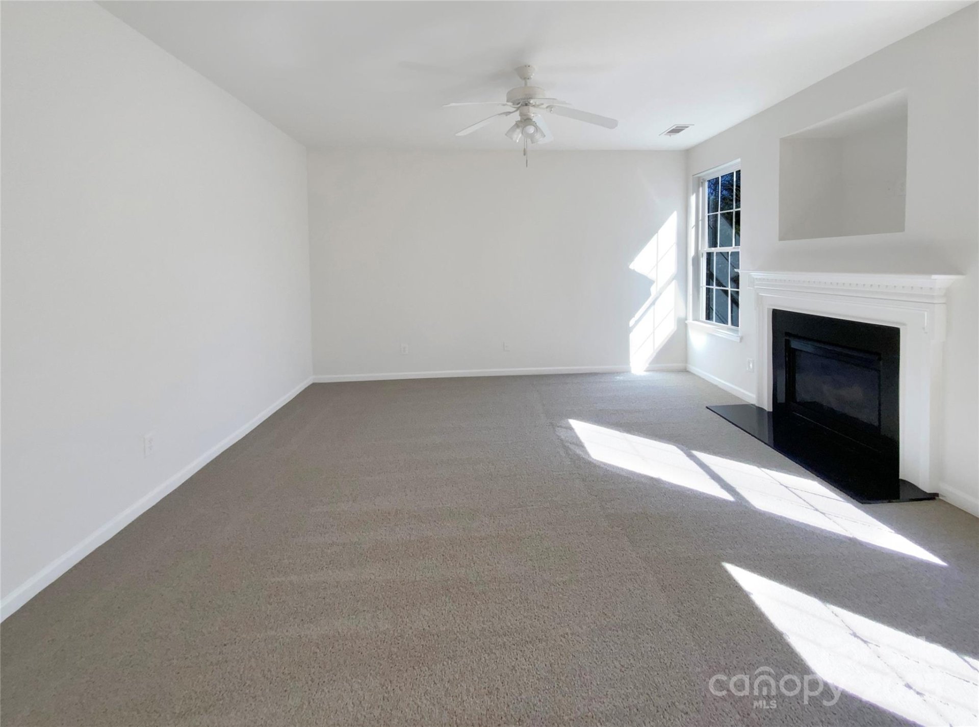 Property image 3 at 13603 Whitebark Court, Charlotte, NC 28262