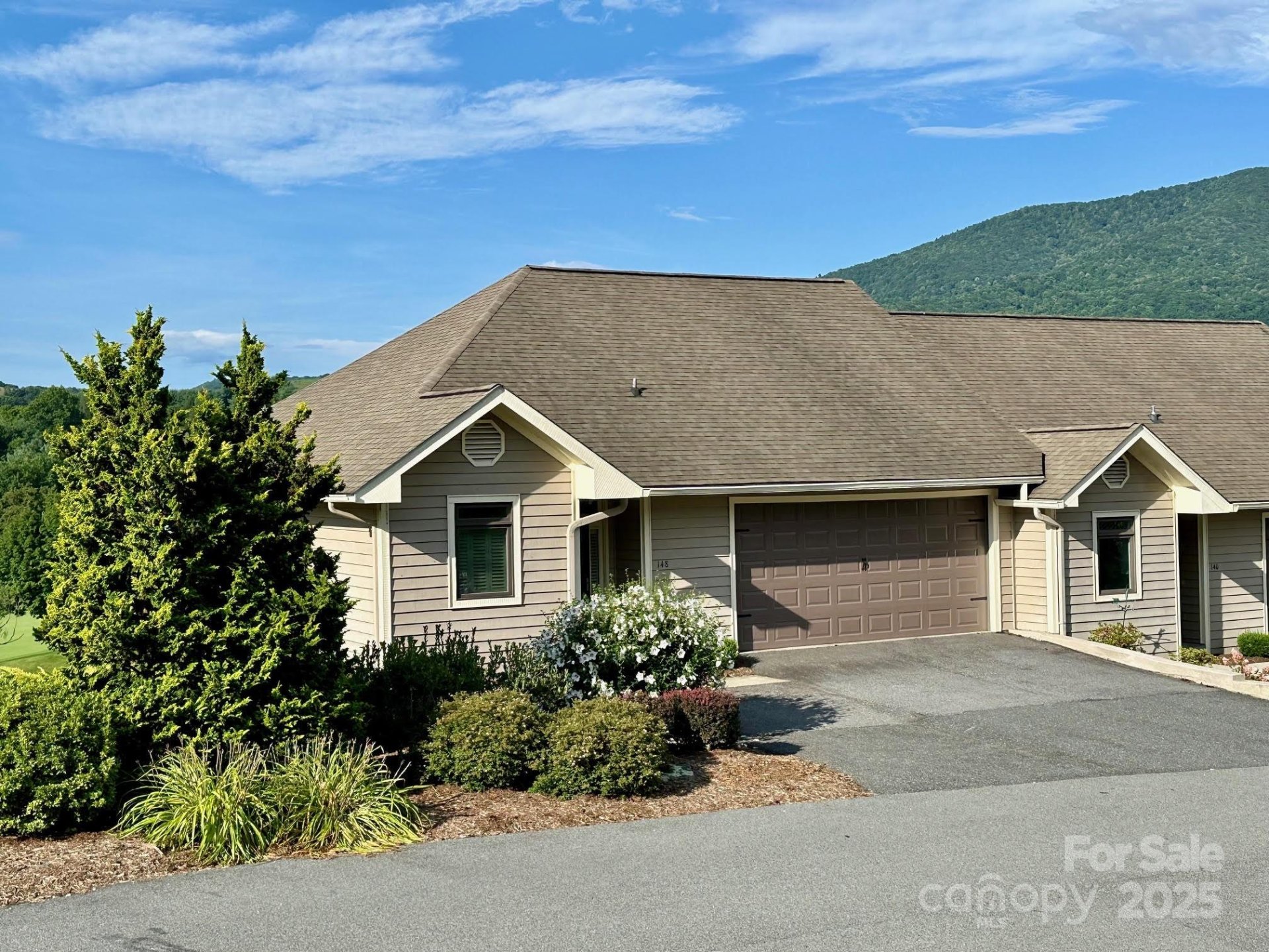 148 Fairway View Place