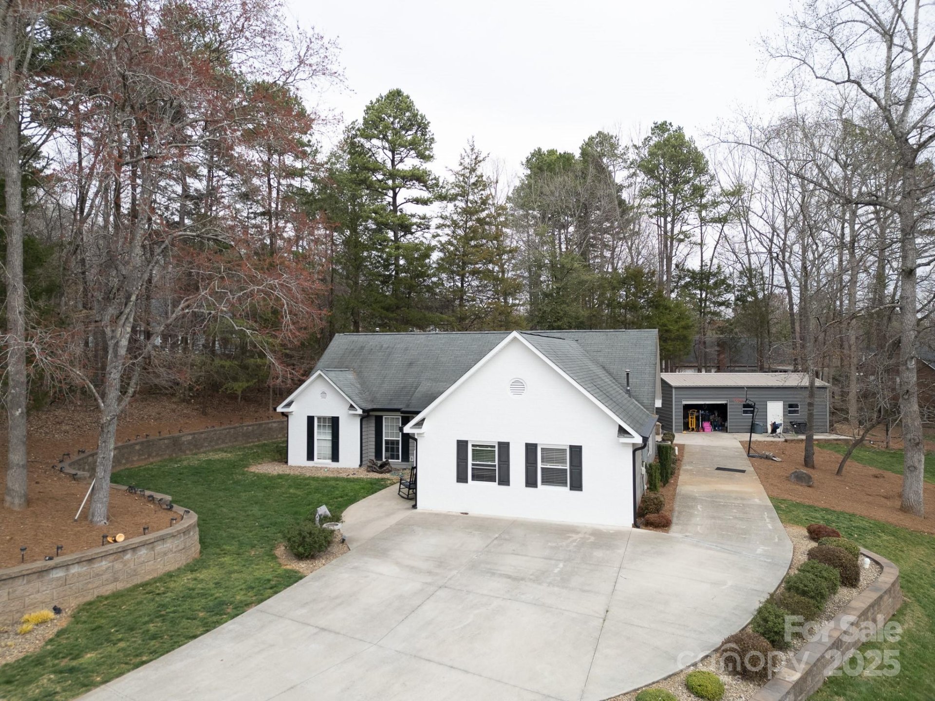 Property image 2 at 7219 Morningdew Court, Denver, NC 28037