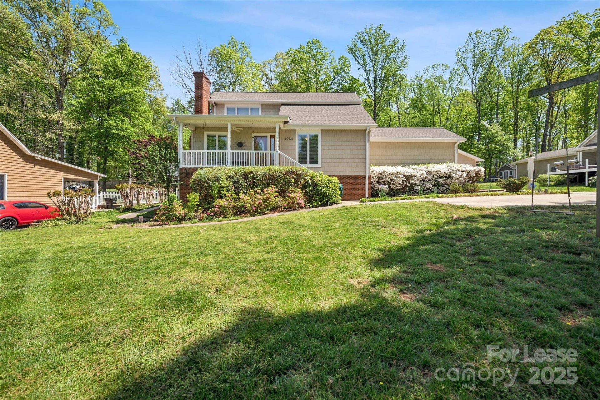 Property image 1 at 1954 Hickory Hills Drive, Denver, NC 28037