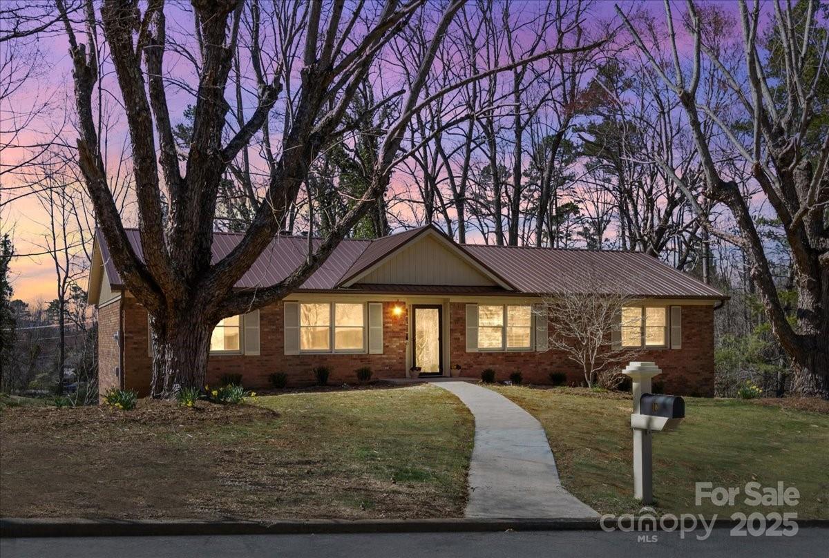 Property image 2 at 10 W Baird Mountain Road, Asheville, NC 28804