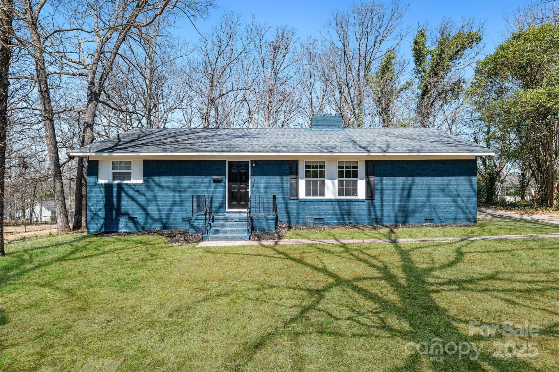 Property image 1 at 4931 Galax Drive, Charlotte, NC 28213