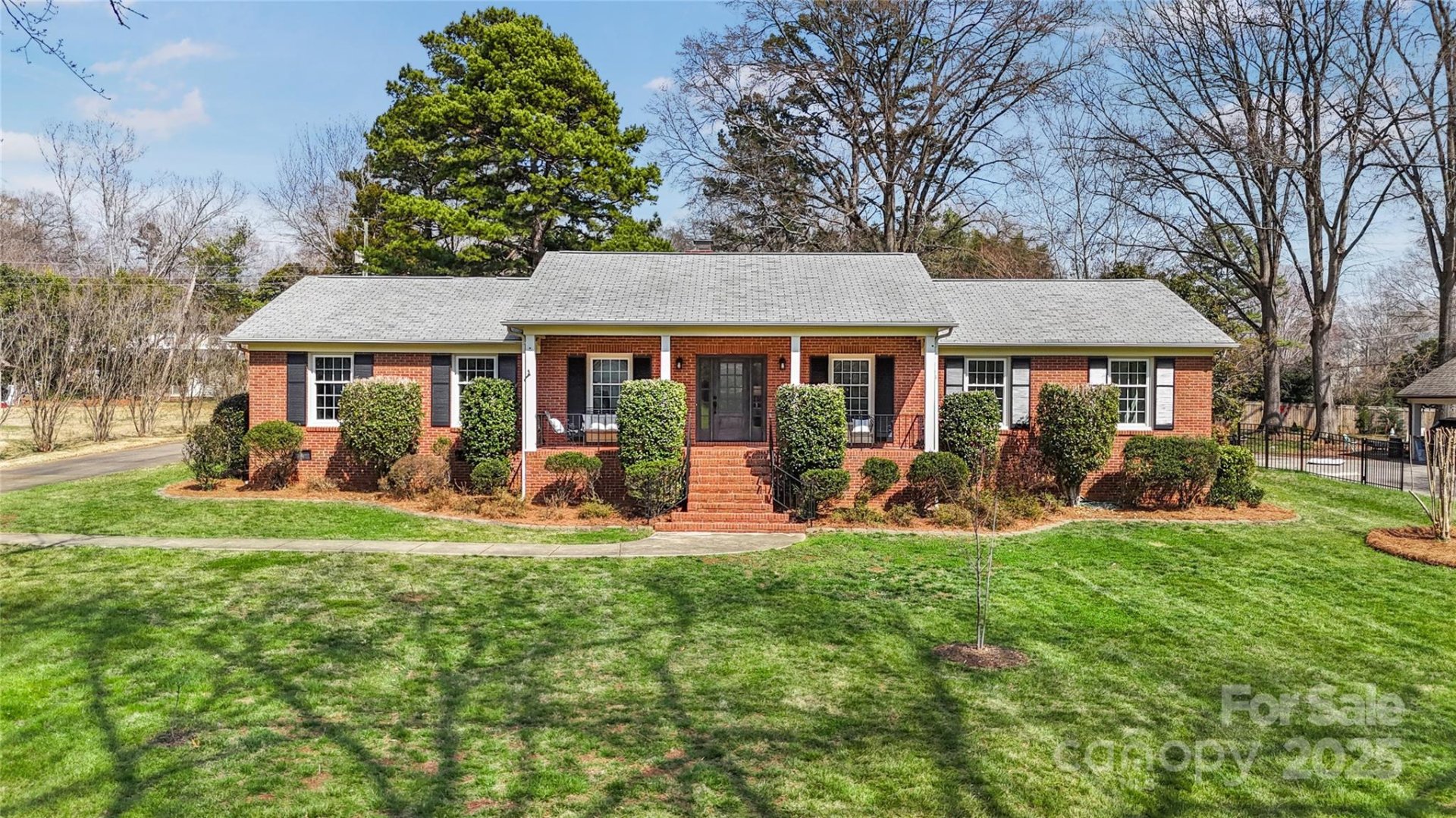 Property image 1 at 739 Wingrave Drive, Charlotte, NC 28270