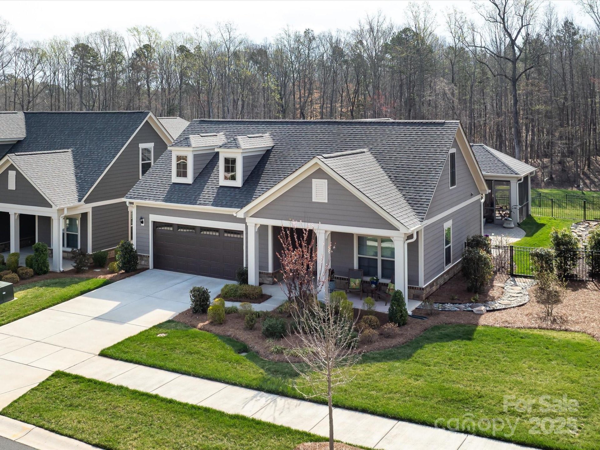 2011 Trailwood Drive