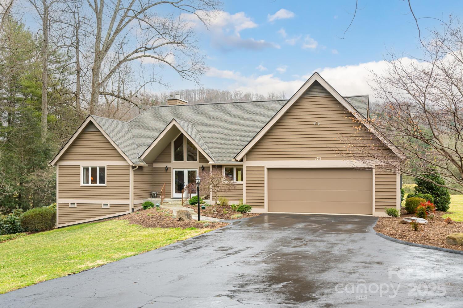 Property image 2 at 173 Winding Meadows Drive, Flat Rock, NC 28731