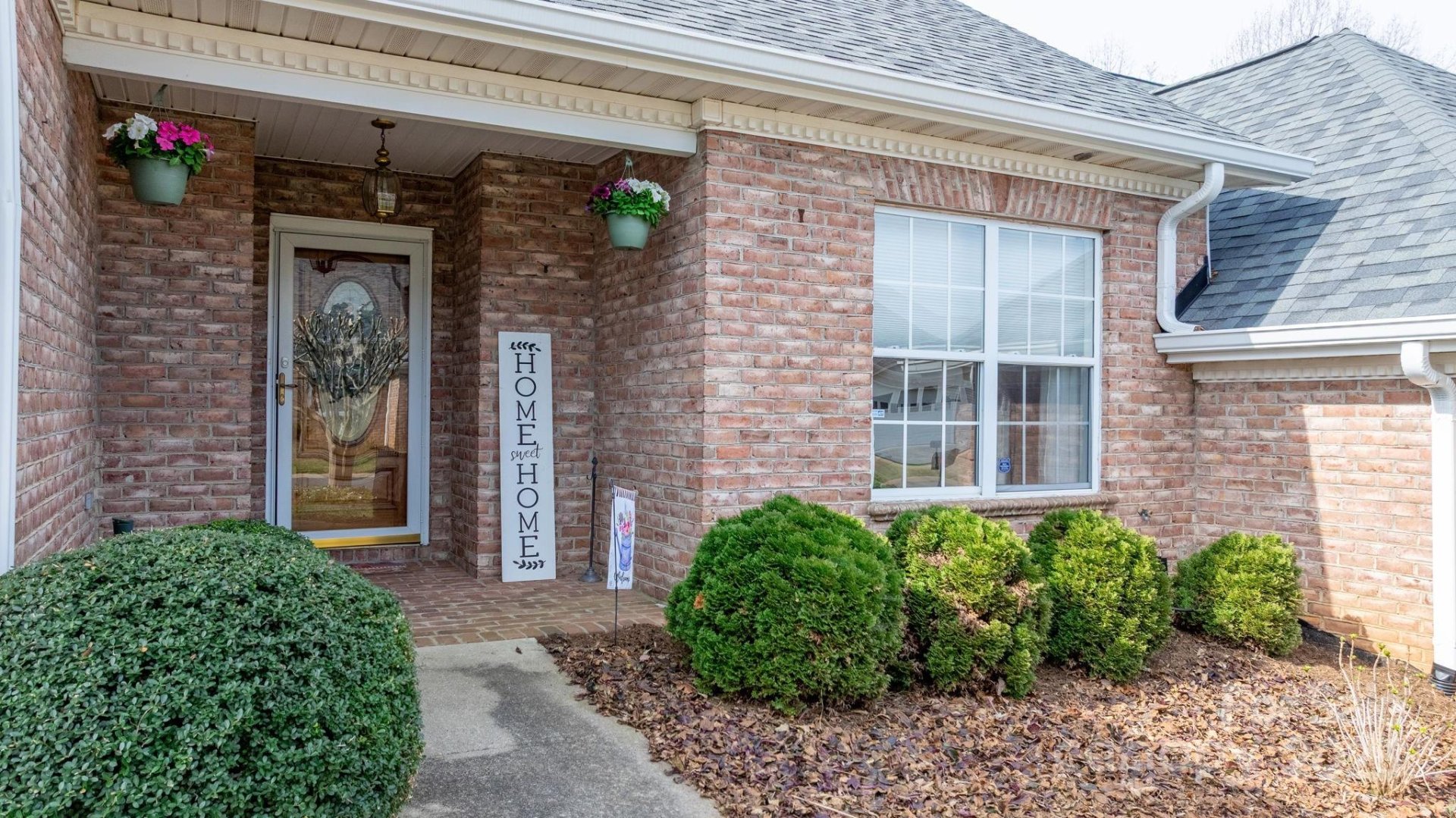 Property image 1 at 3131 9th Street Drive, Hickory, NC 28601