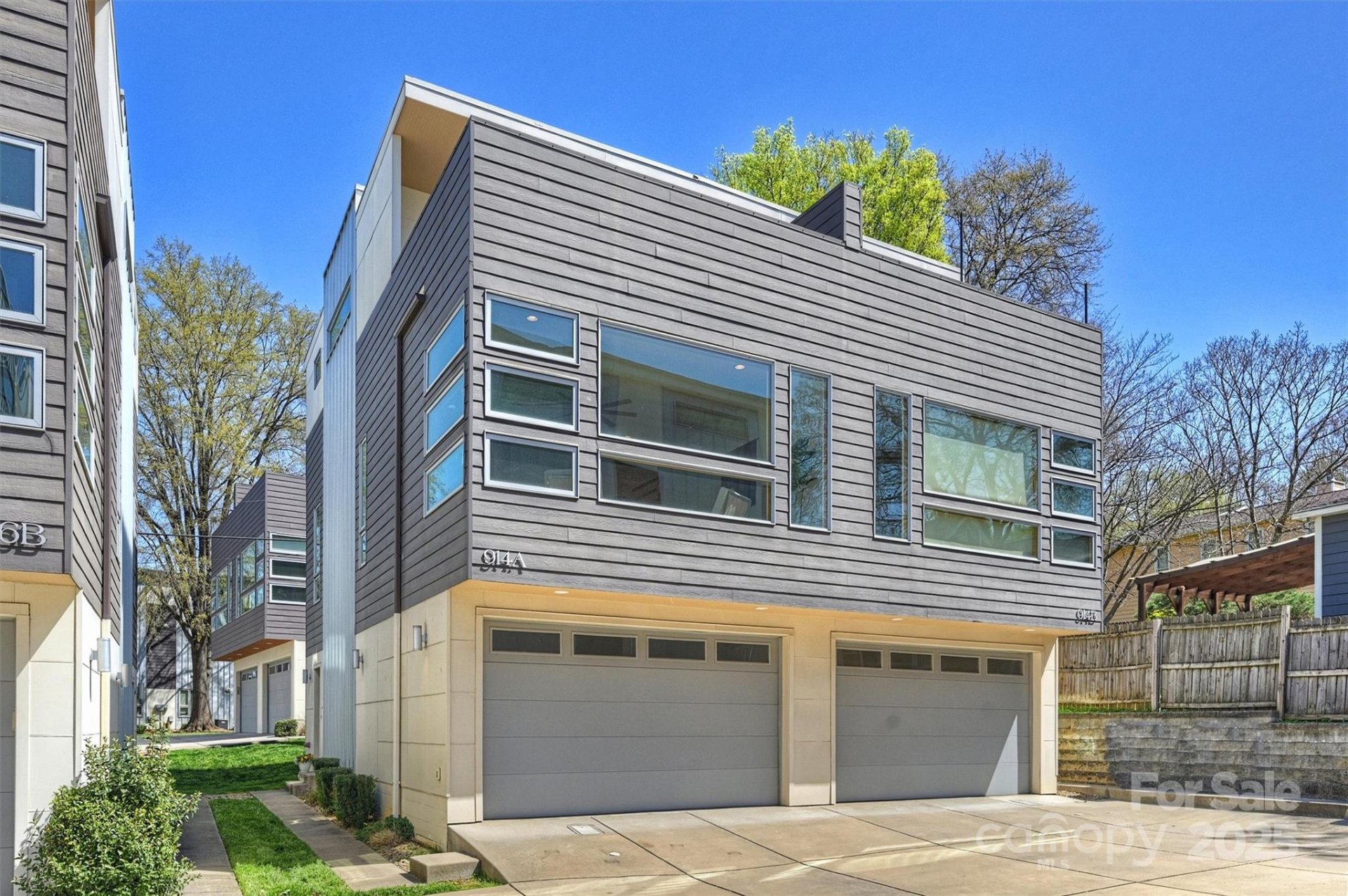 914 Greenleaf Avenue