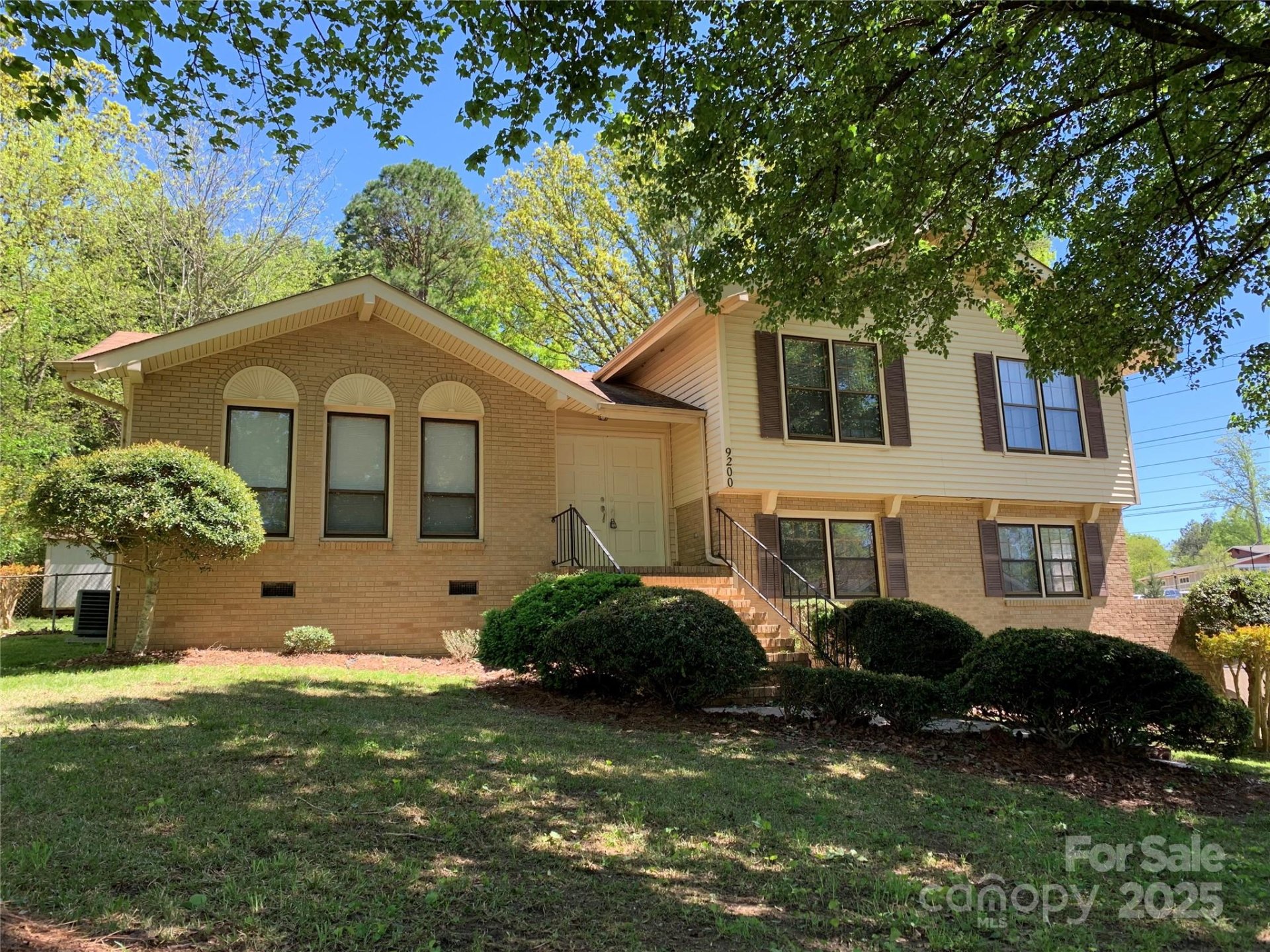 Property image 1 at 9200 Joyce Kilmer Drive, Charlotte, NC 28213