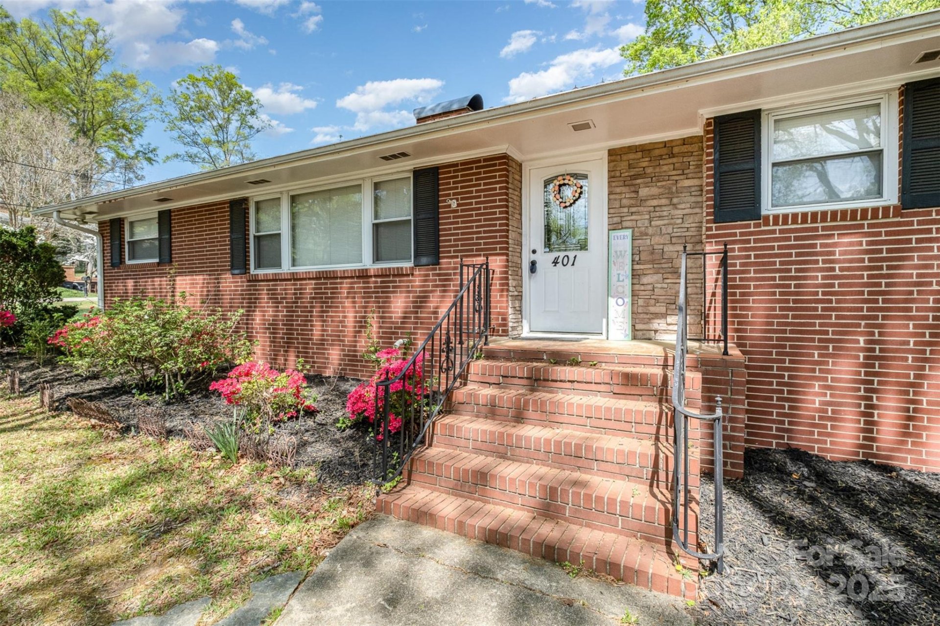 Property image 1 at 401 Dakota Street, Kannapolis, NC 28083