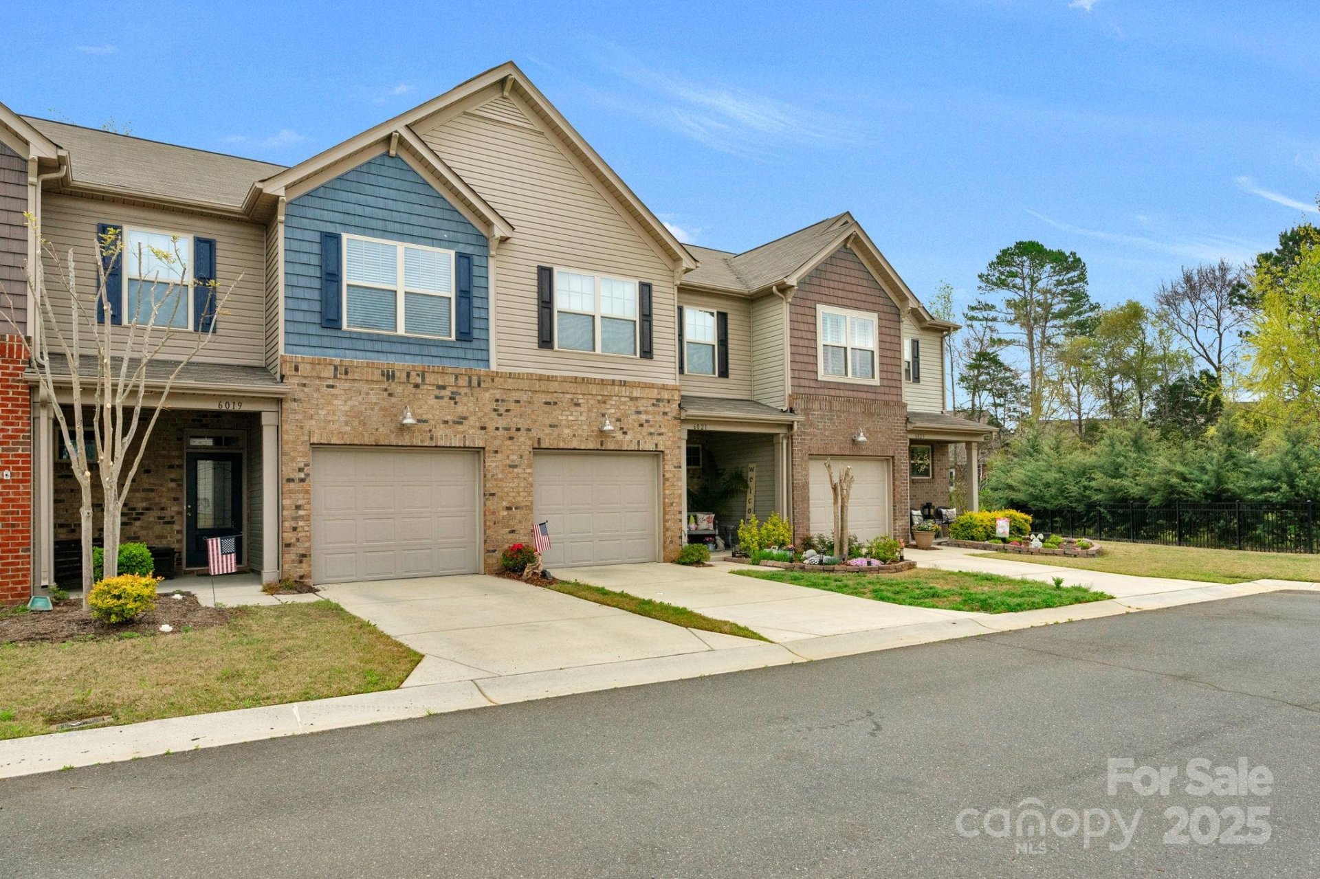 6021 Sweetbay Lane