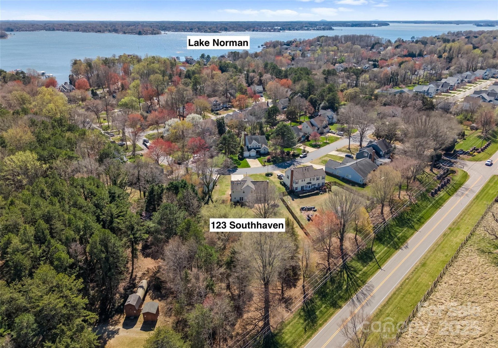 Property image 3 at 123 Southhaven Drive, Mooresville, NC 28117