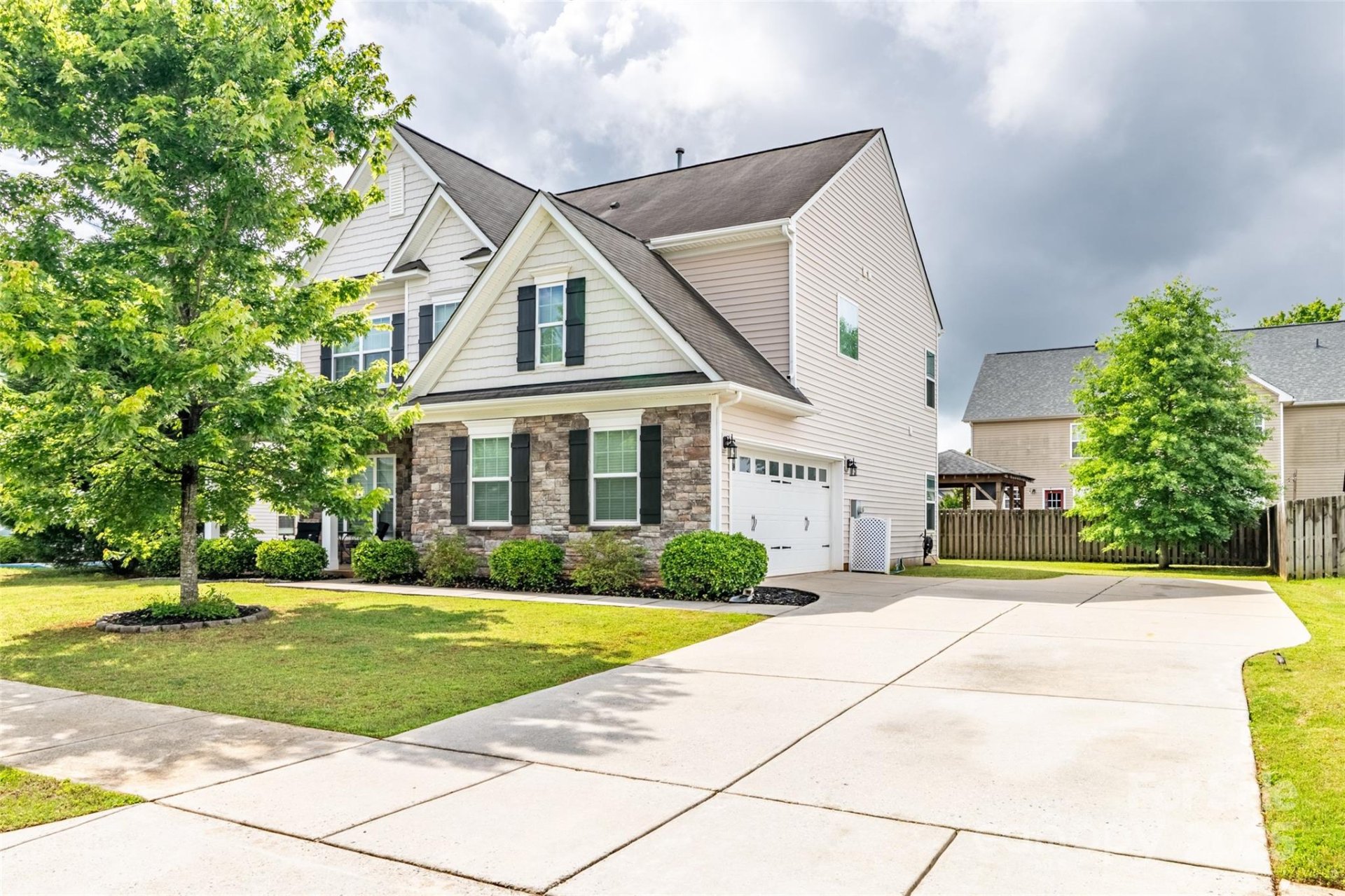 Property image 2 at 128 Millen Drive, Mooresville, NC 28115