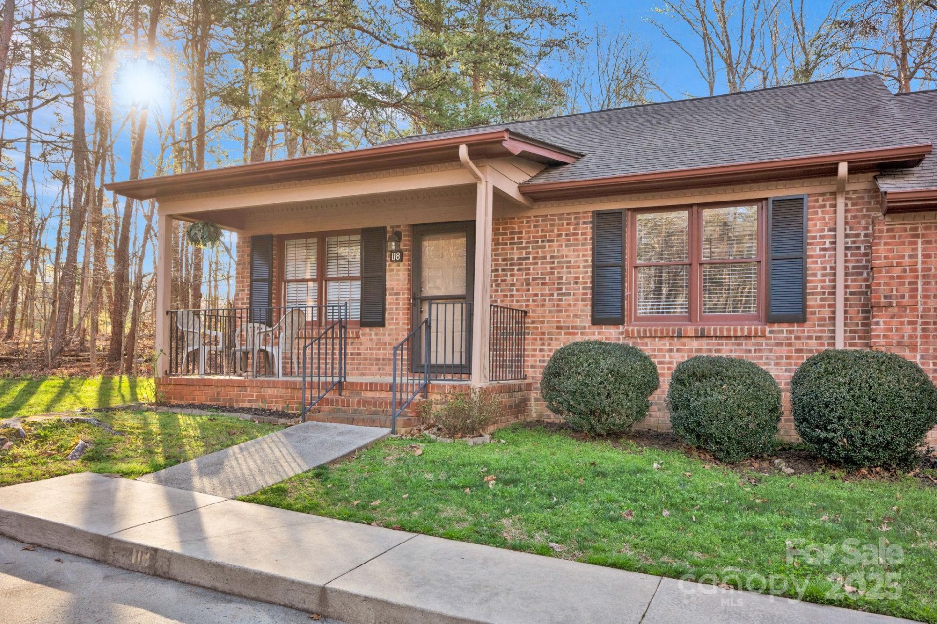 118 Ashleigh Court