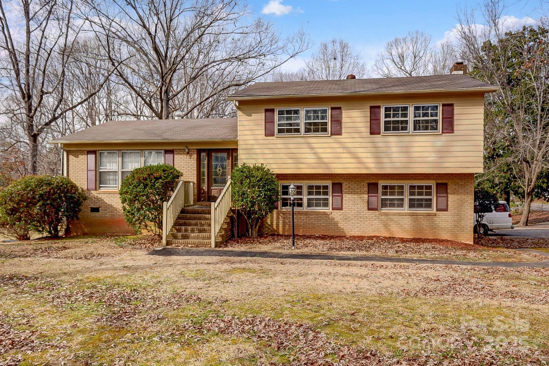 1142 Canterbury Drive