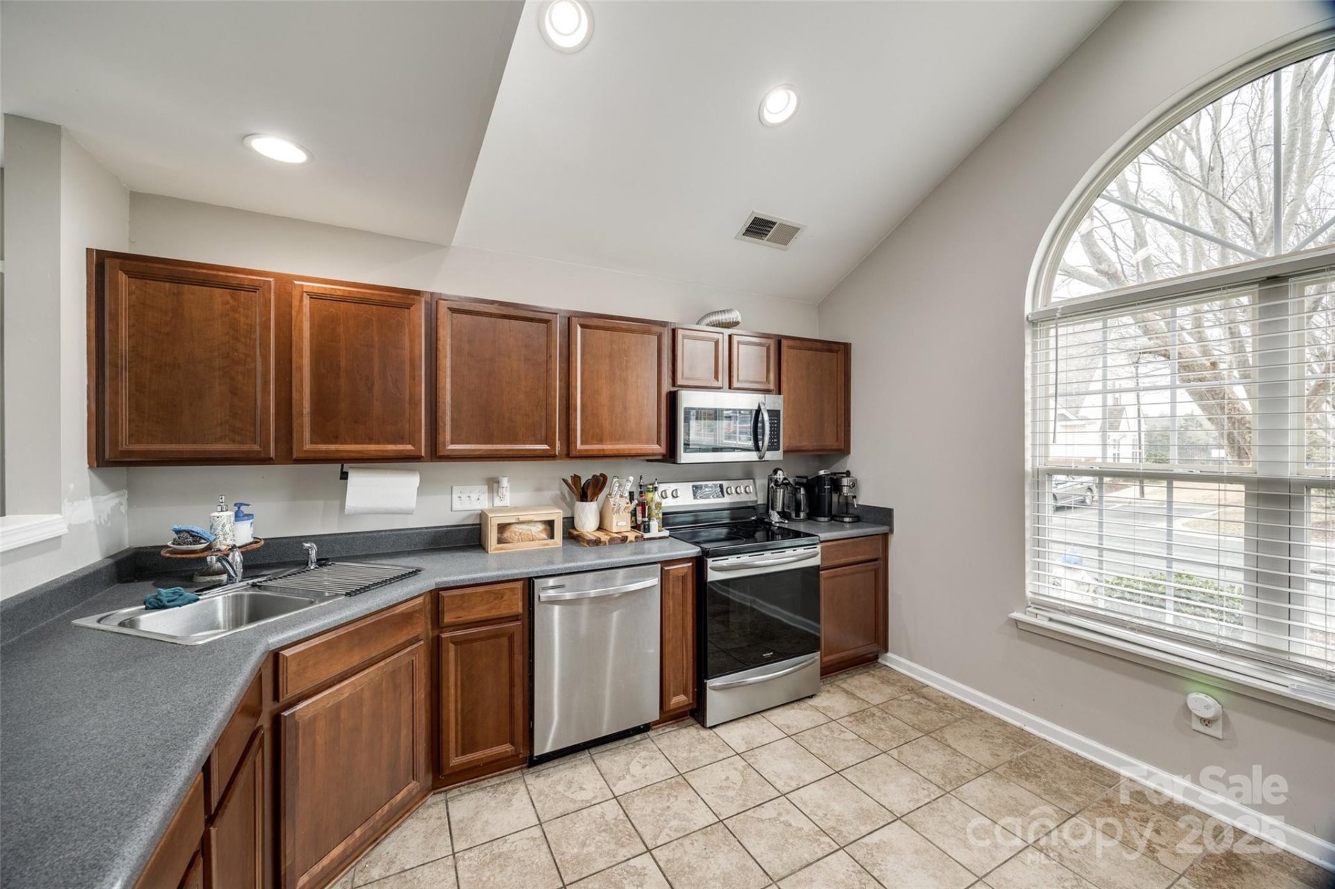 Property image 5 at 810 Rock Lake Glen, Fort Mill, SC 29715