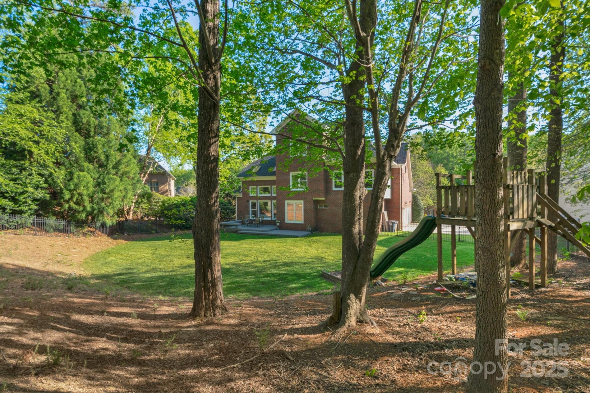 Property image 3 at 1119 Lytton Lane, Matthews, NC 28104