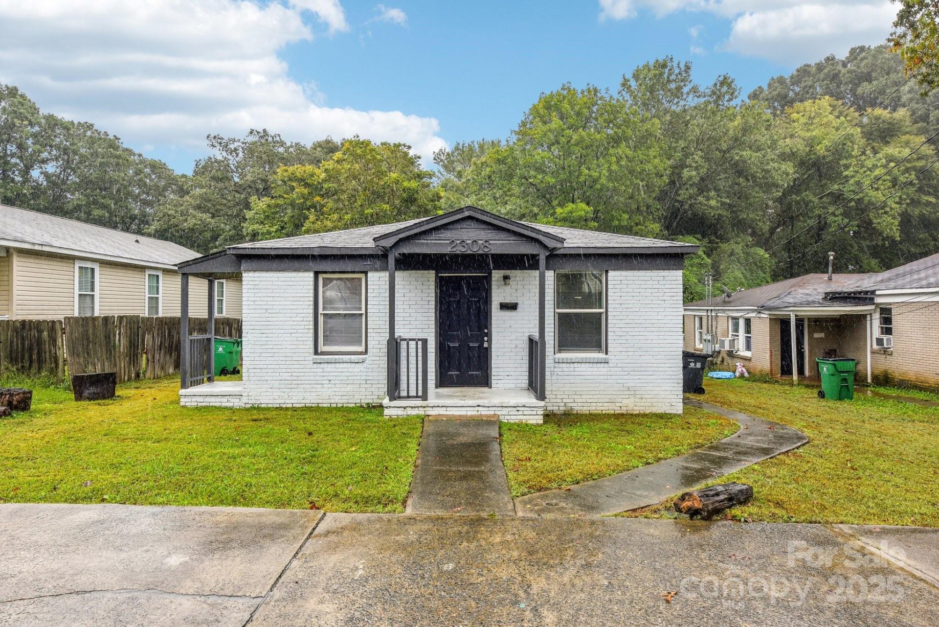 Property image 1 at 2308 Augusta Street, Charlotte, NC 28216