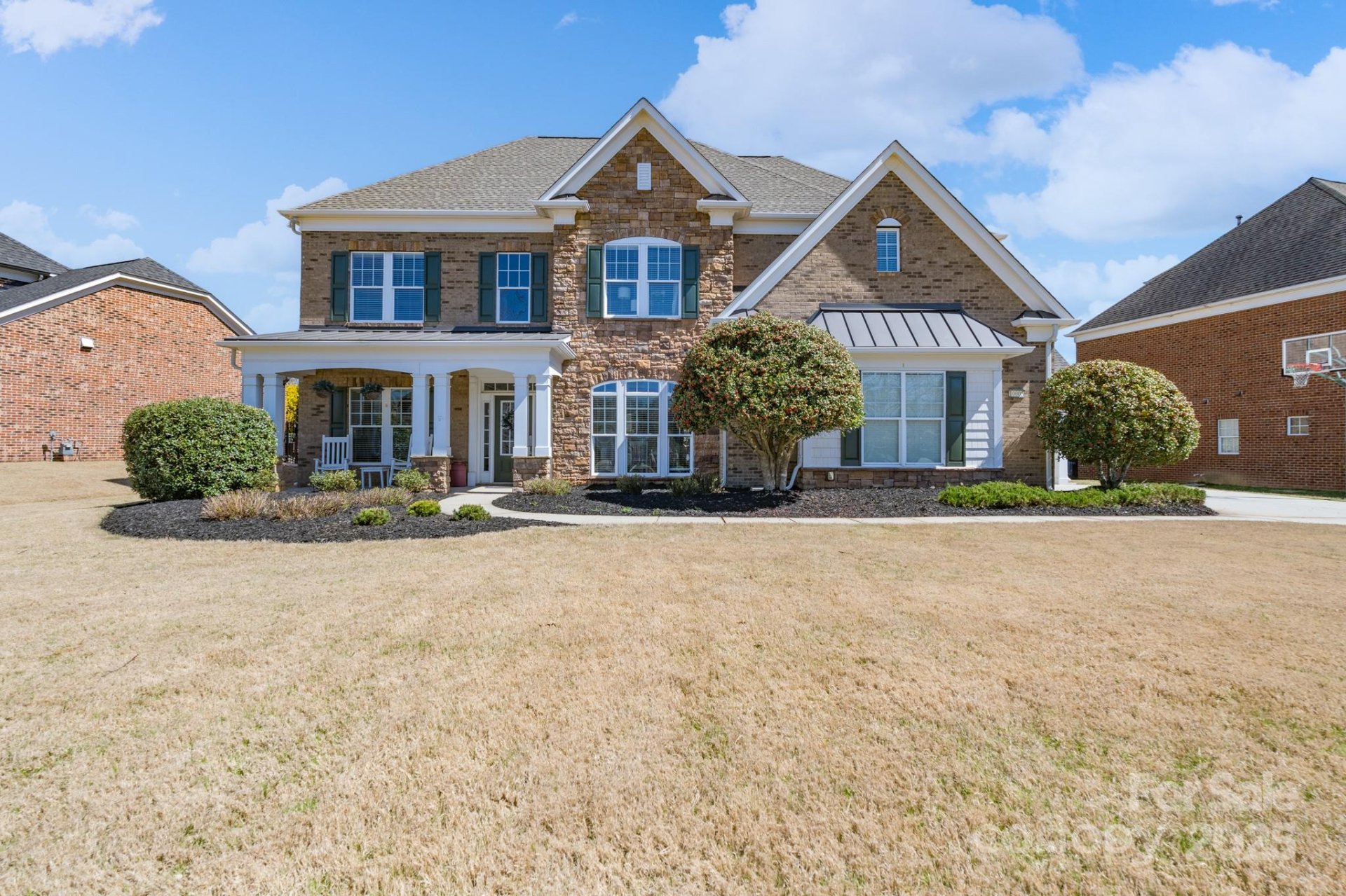 10005 Chimney Drive
