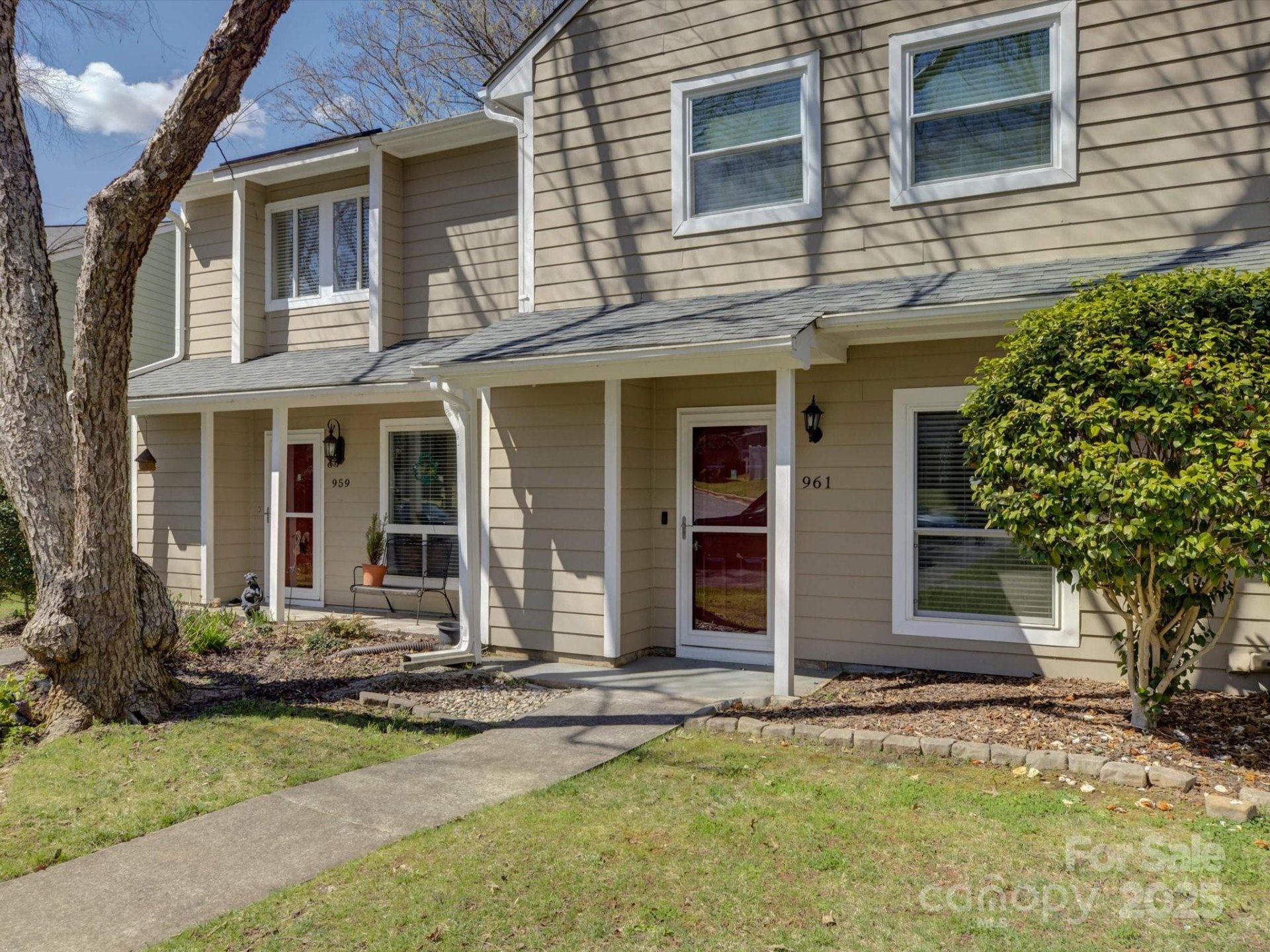 Property image 3 at 961 Sardis Cove Drive, Charlotte, NC 28270