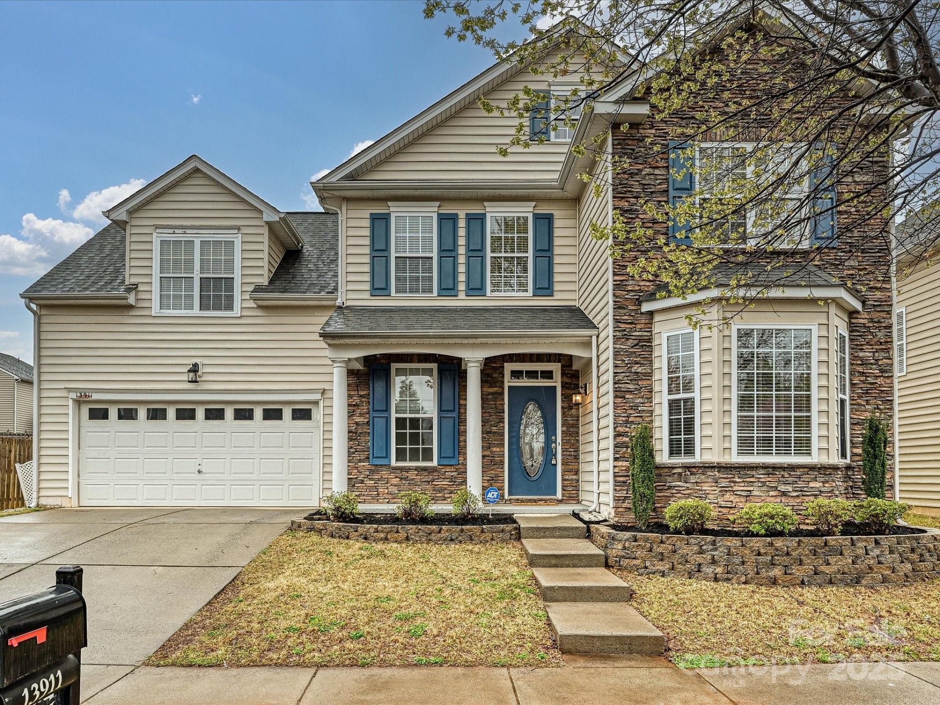 Property image 1 at 13911 Holly Stream Drive, Huntersville, NC 28078