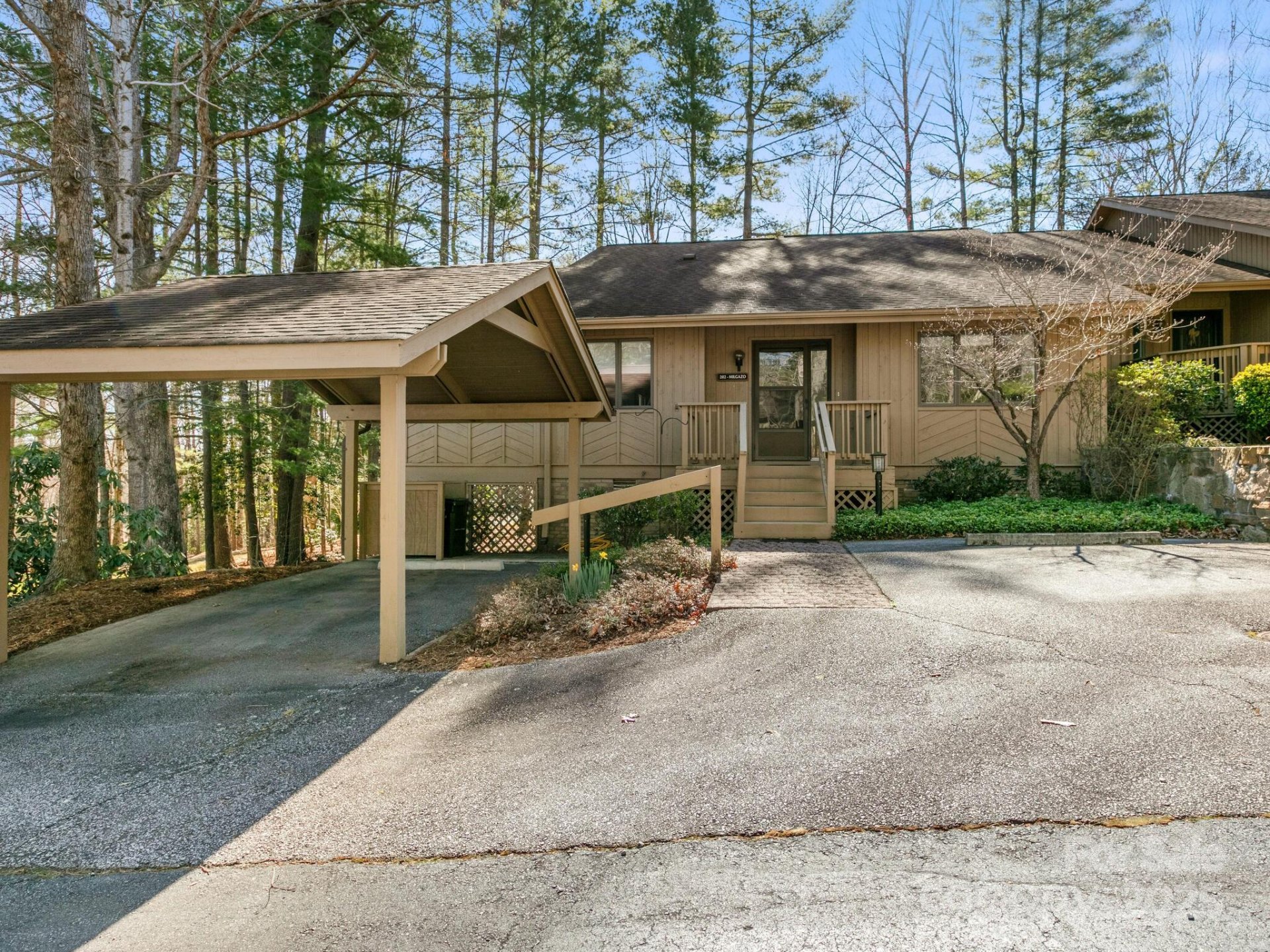 202 Water Oak Lane